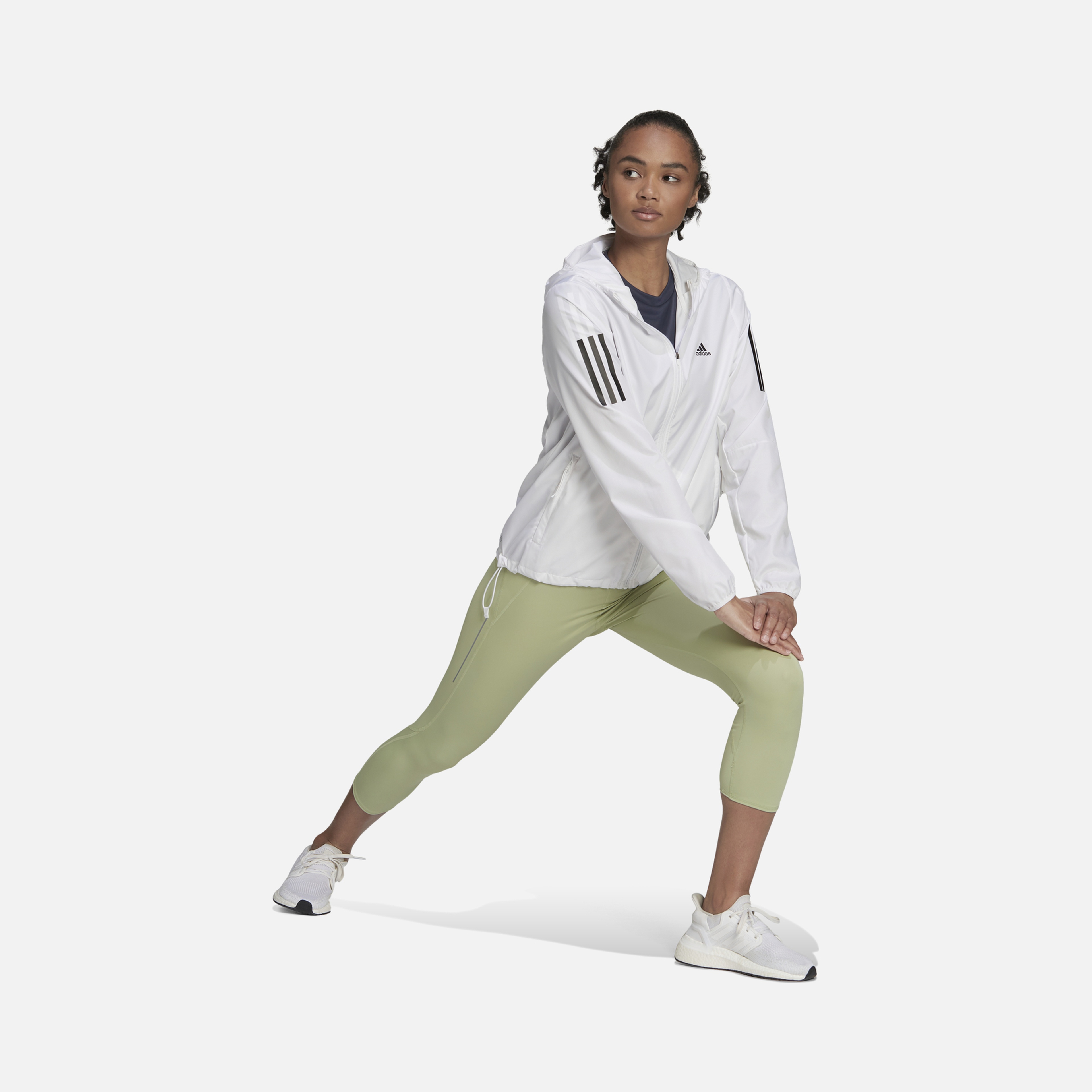 adidas Own the Run 3-Stripes Hooded Running Windbreaker Kadın Ceket