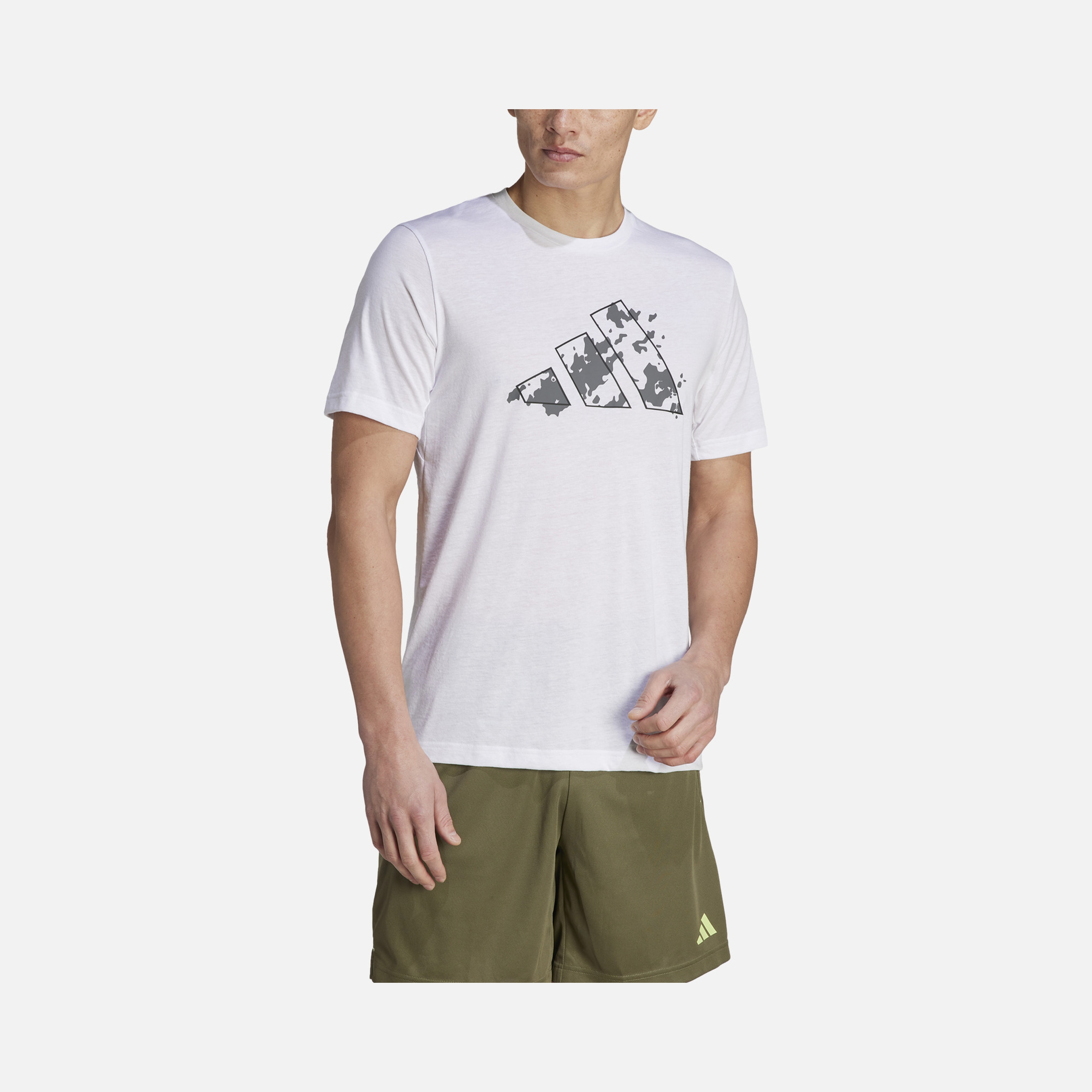 adidas Train Essentials Seasonal Training Graphic Shorrt-Sleeve Erkek Tişört