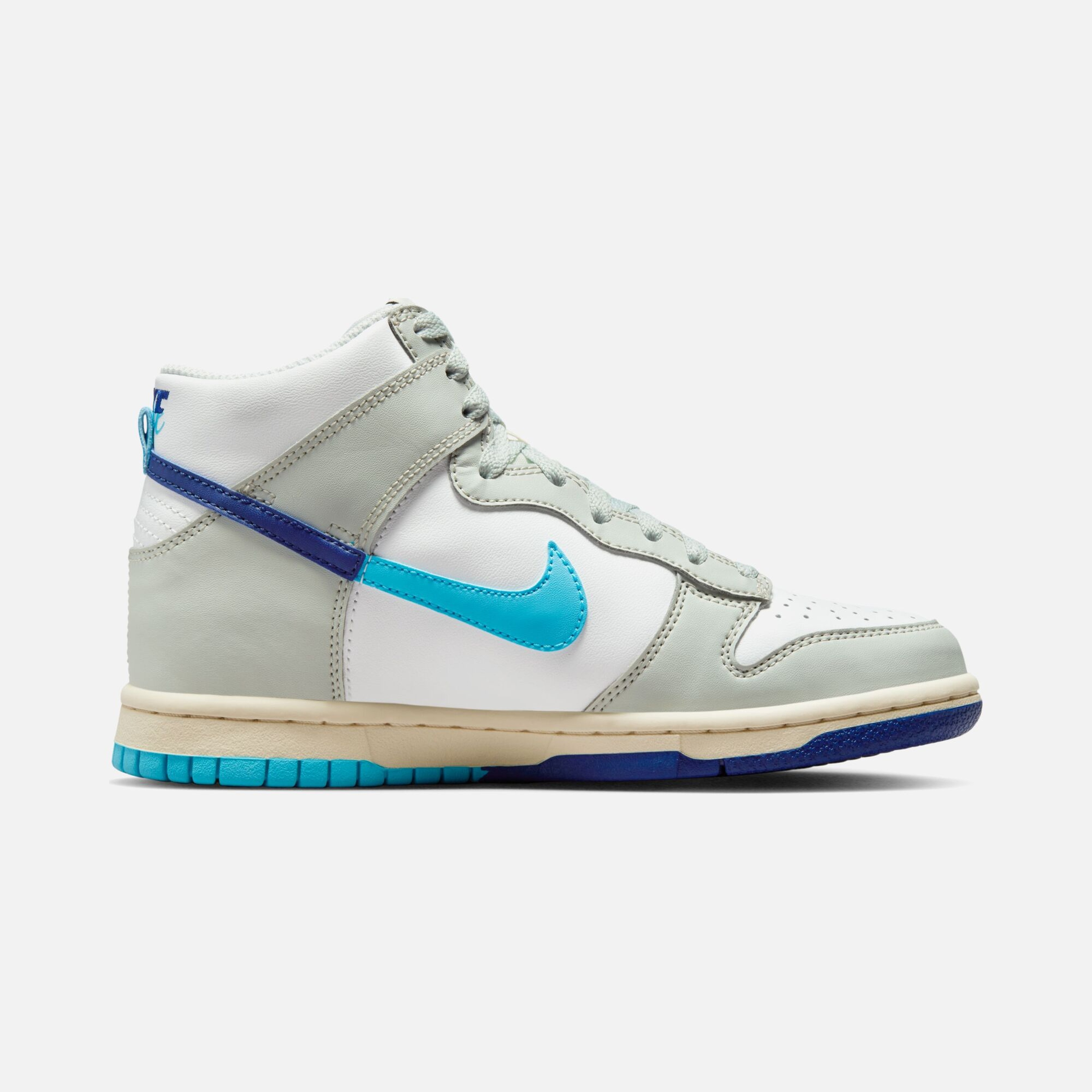 Nike Dunk High SE (GS) Spor Ayakkabı