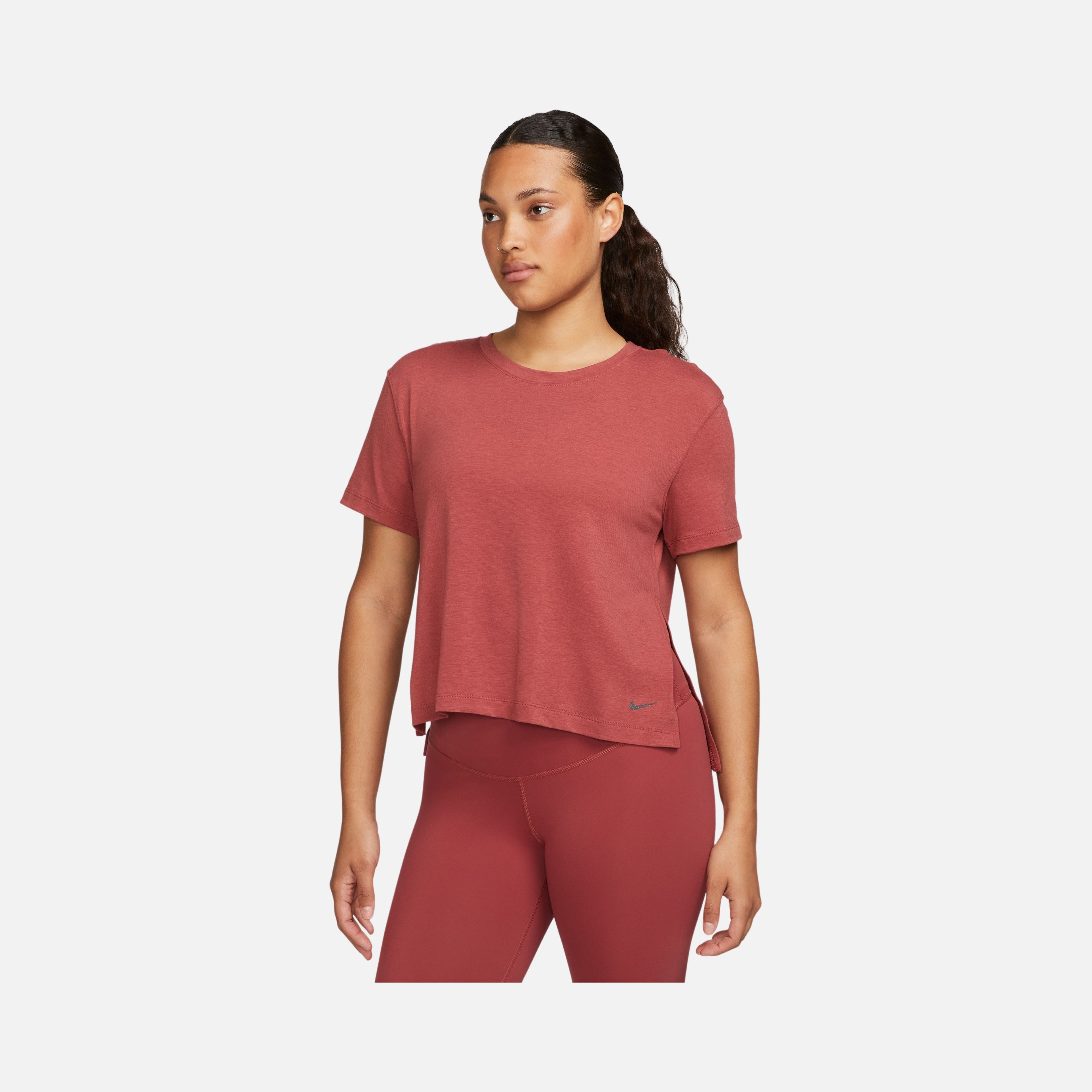 Nike Yoga Dri-Fit Training Short-Sleeve Kadın Tişört