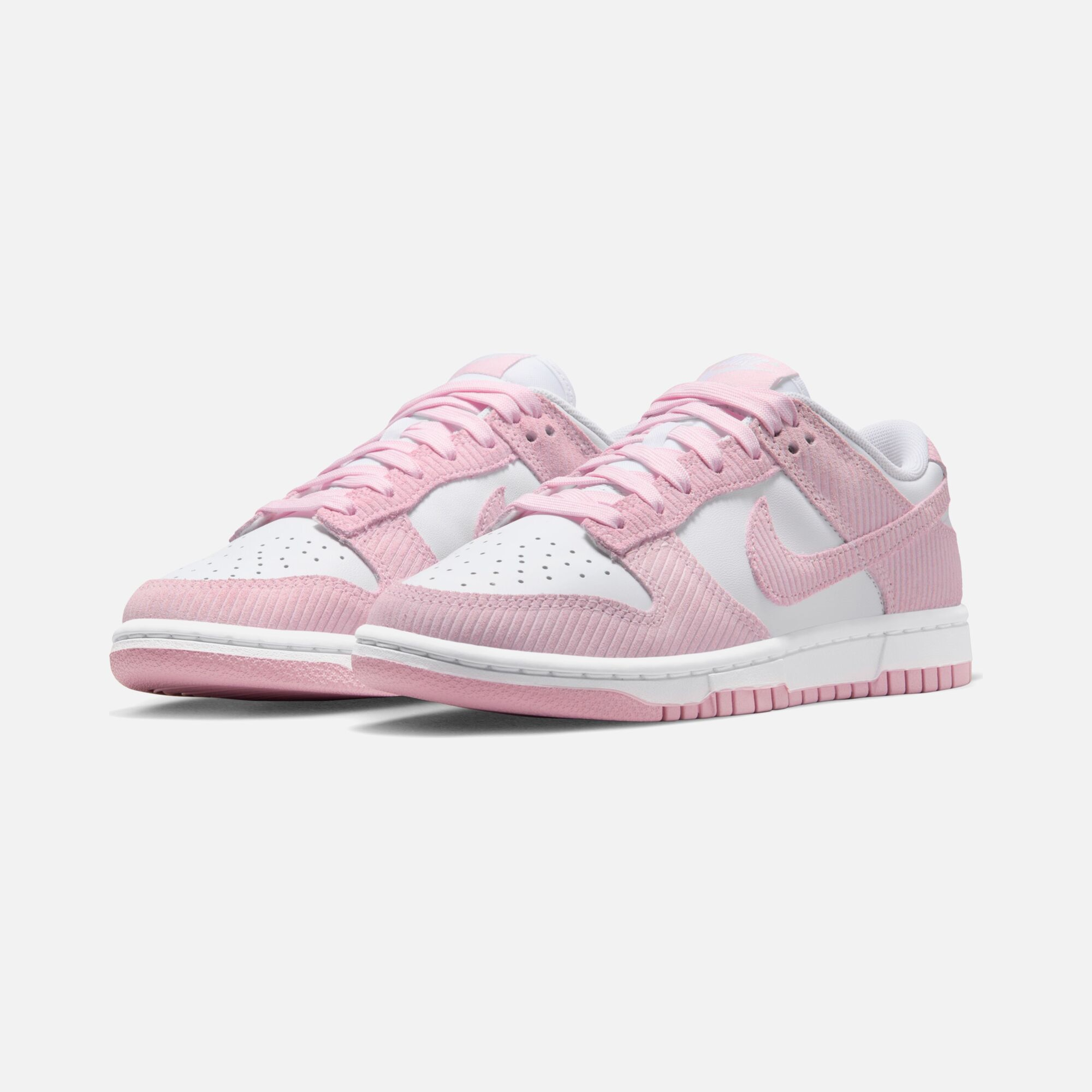 Nike Dunk Low ''Velvety Details'' Kadın Spor Ayakkabı