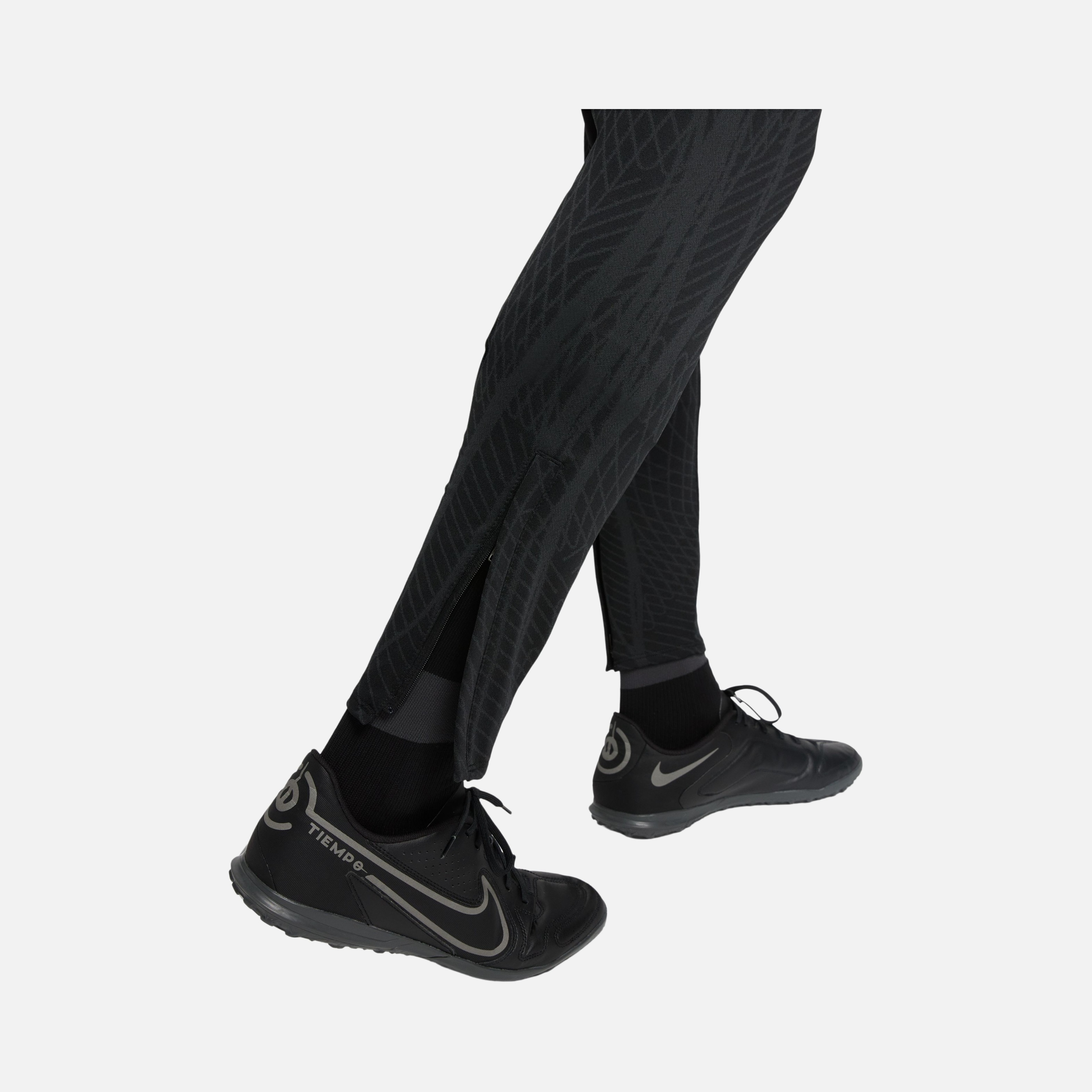 Nike Dri-Fit Strike Football Stretchy Knit Training Erkek Eşofman Altı