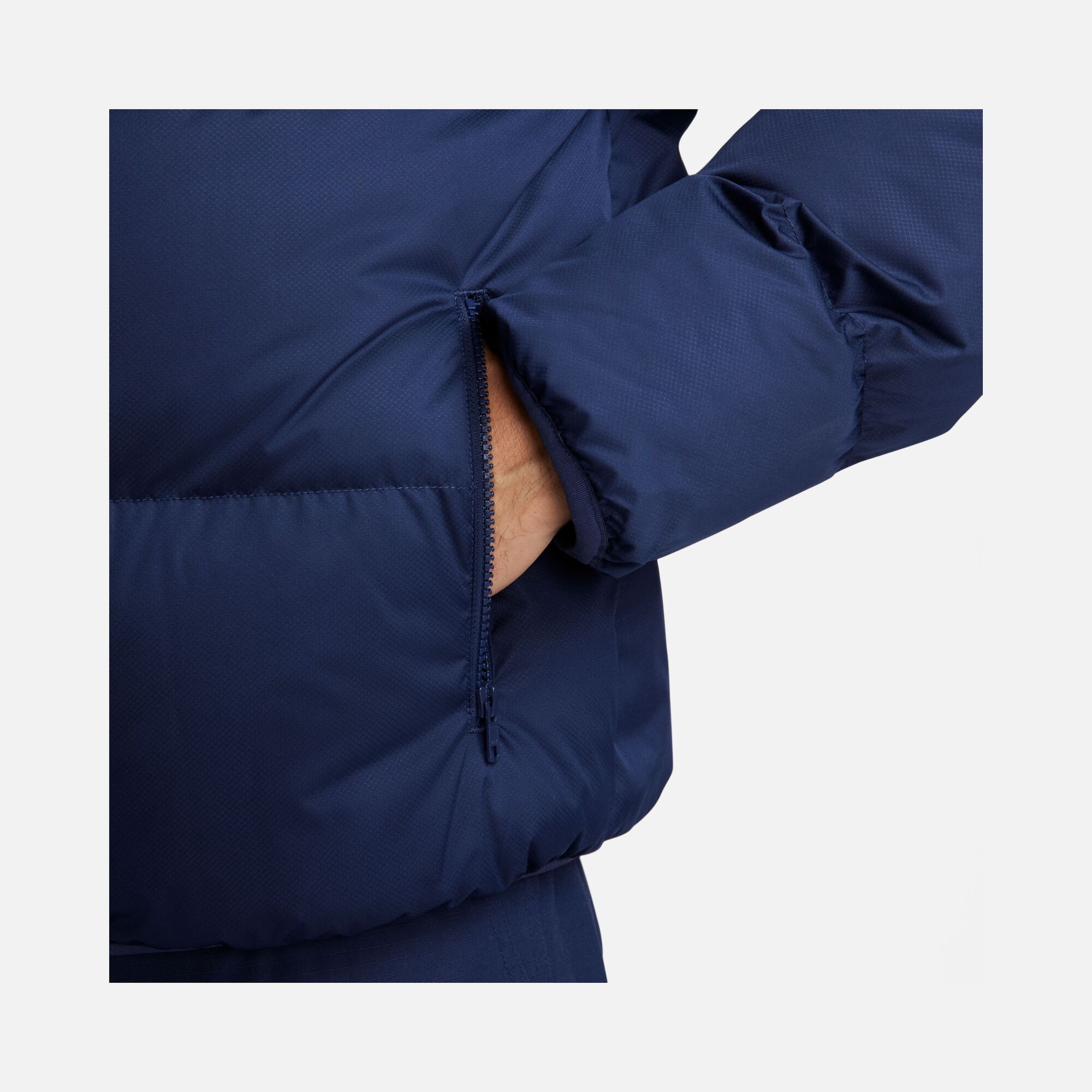 Nike Sportswear Club+ PrimaLoft® Water-Repellent Puffer Full-Zip Erkek Ceket