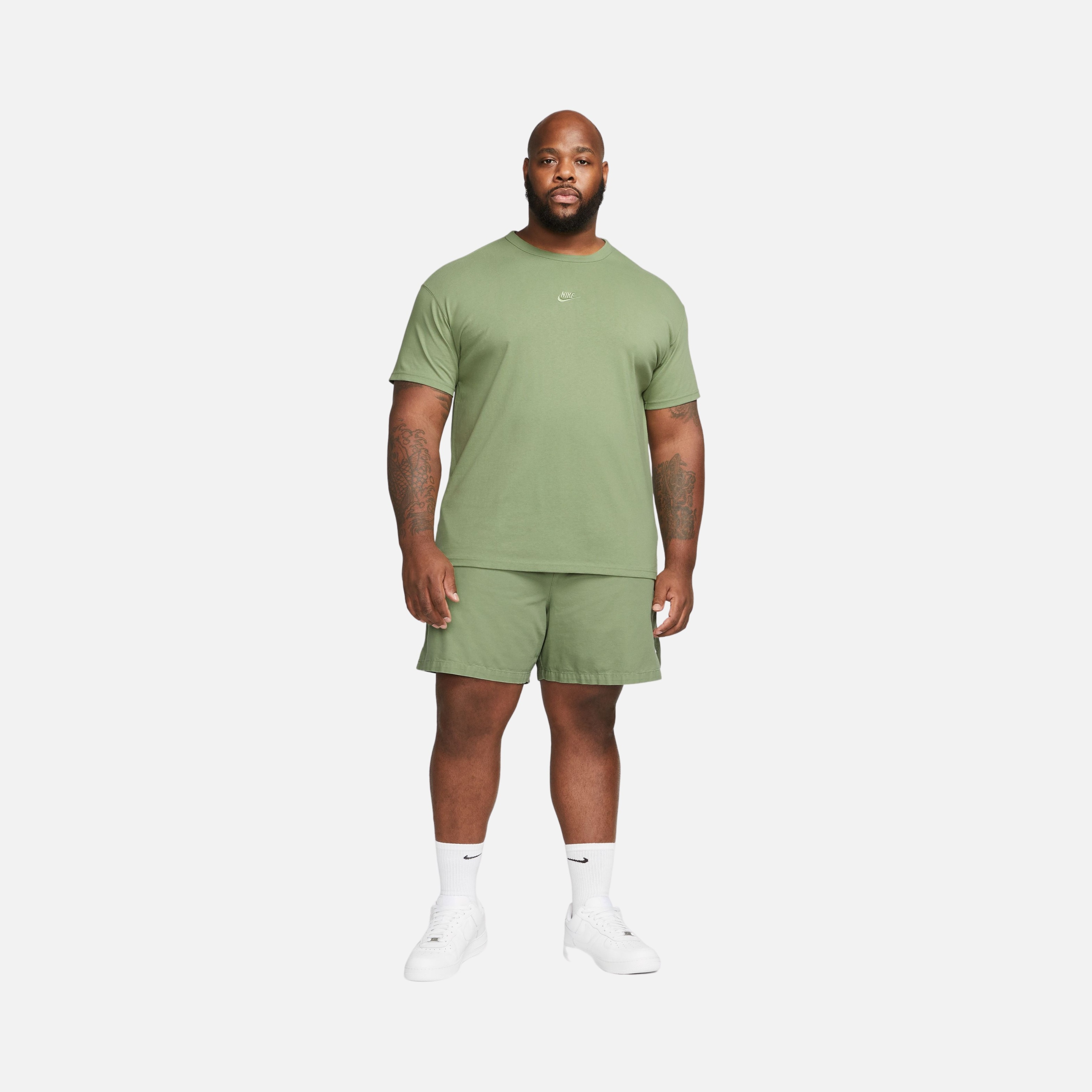 Nike Sportswear Premium Essentials Short-Sleeve Erkek Tişört