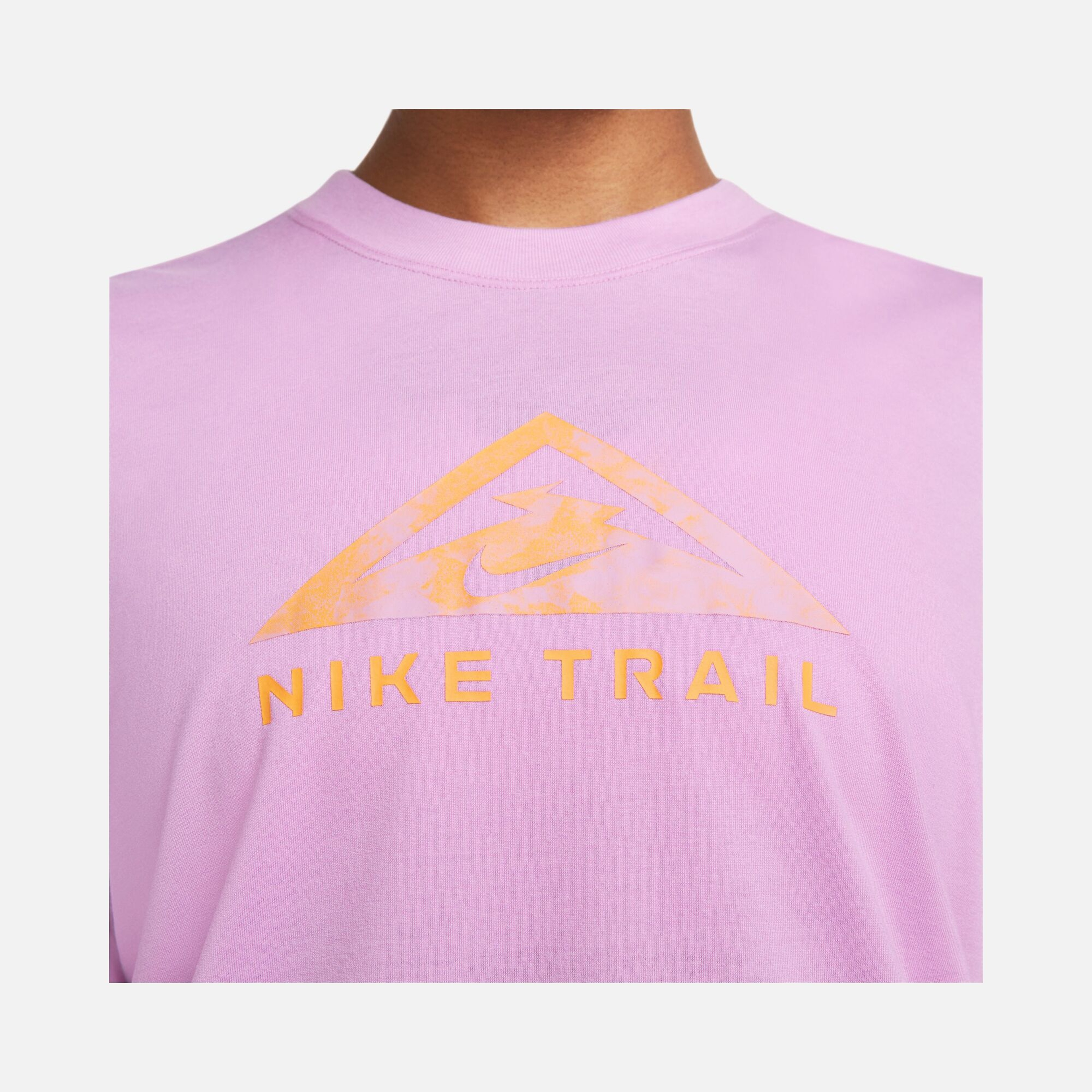 Nike Dri-Fit Trail Short-Sleeve Kadın Tişört