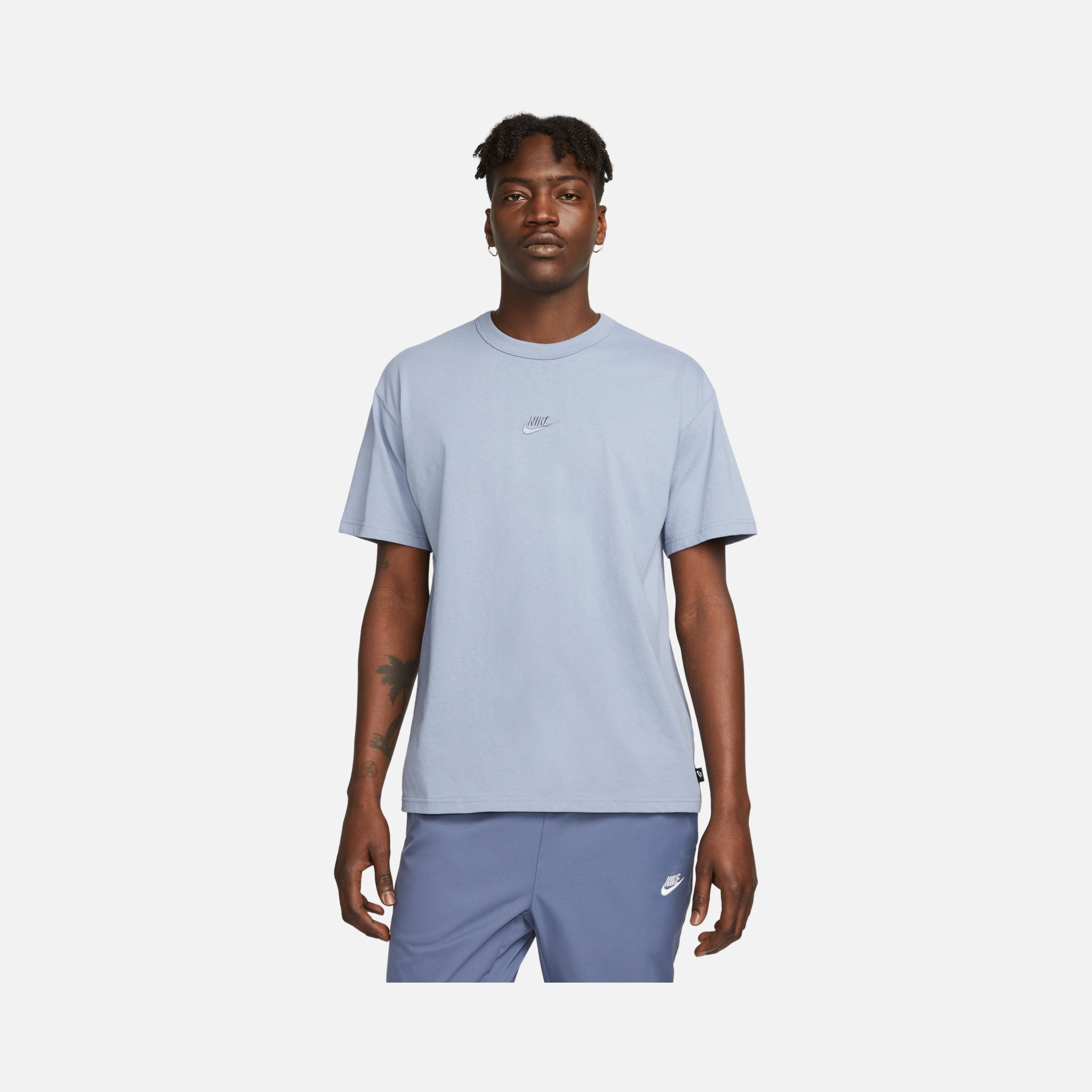Nike Sportswear Premium Essentials Short-Sleeve Erkek Tişört