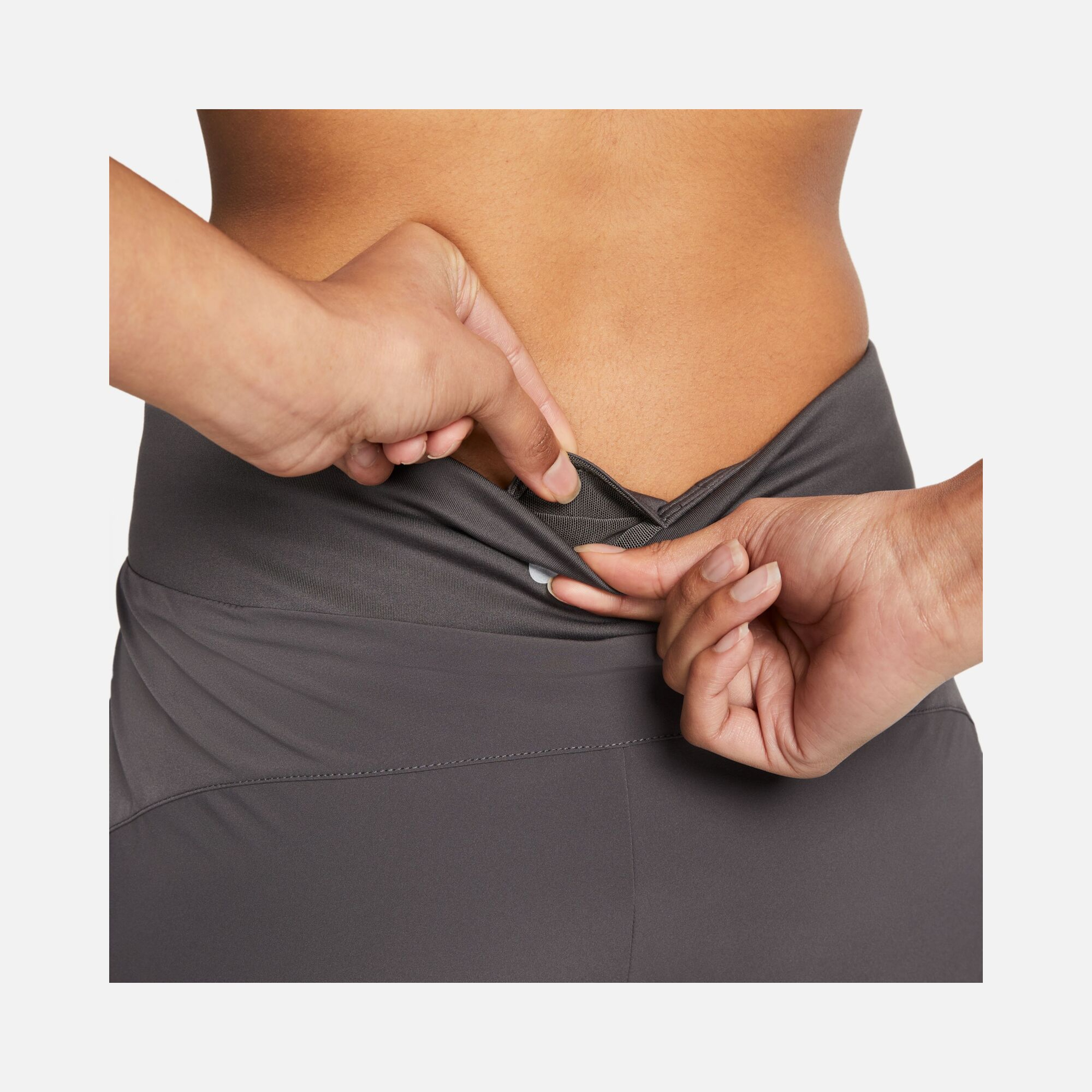 Nike Dri-Fit Bliss Mid-Rise 3" 2-in-1 Training Kadın Şort