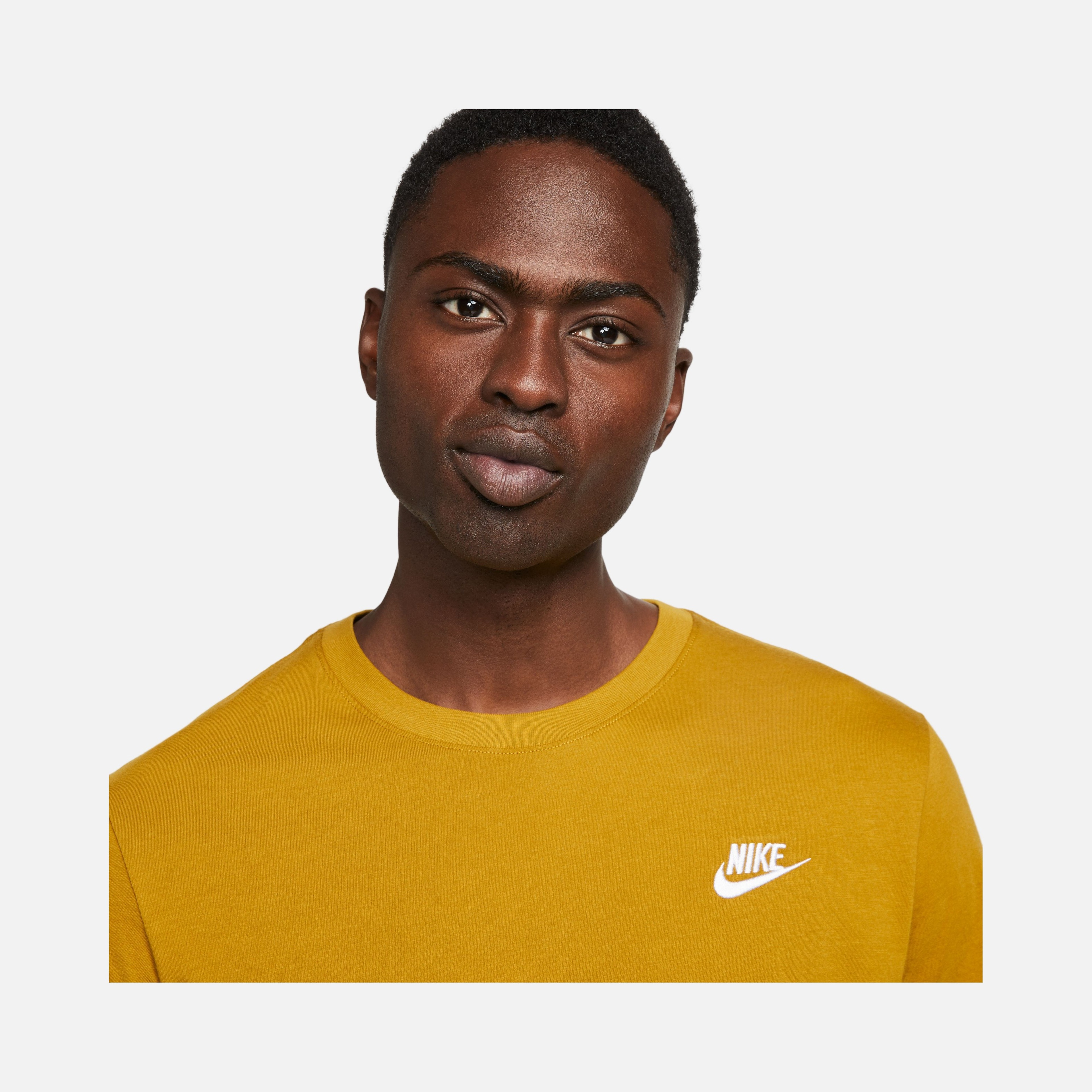 Nike Sportswear Club Short-Sleeve Erkek Tişört