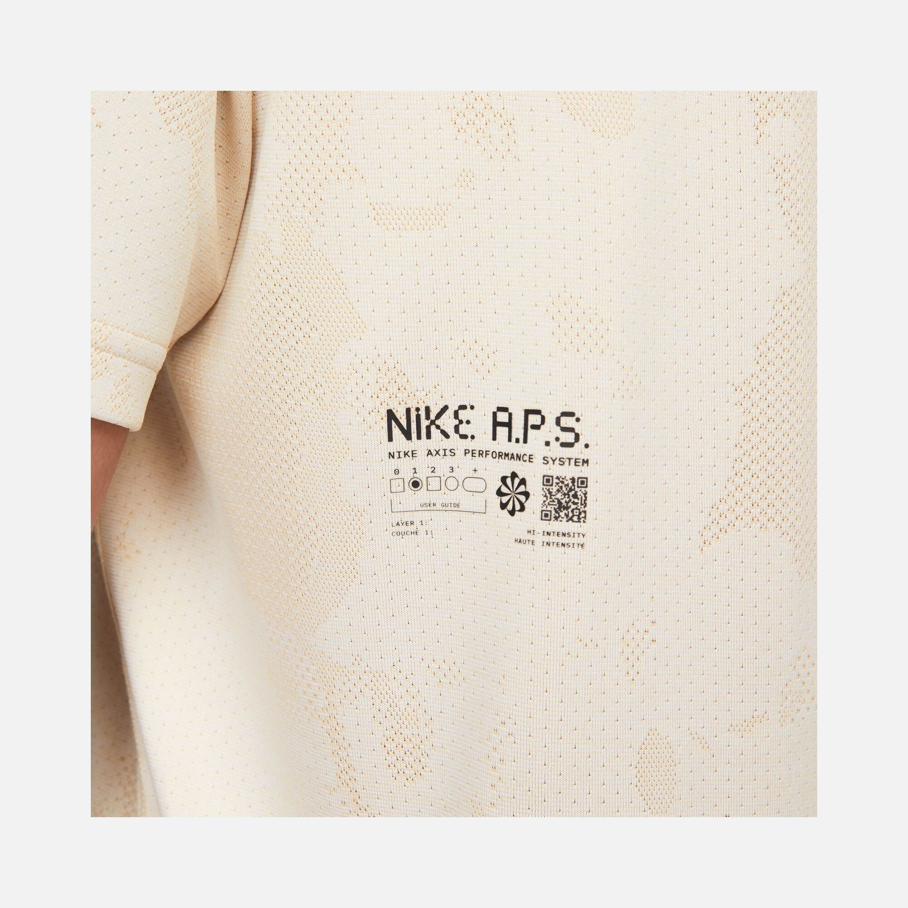 Nike Dri-Fit ADV Axis Performance System Engineered Training Short-Sleeve Erkek Tişört