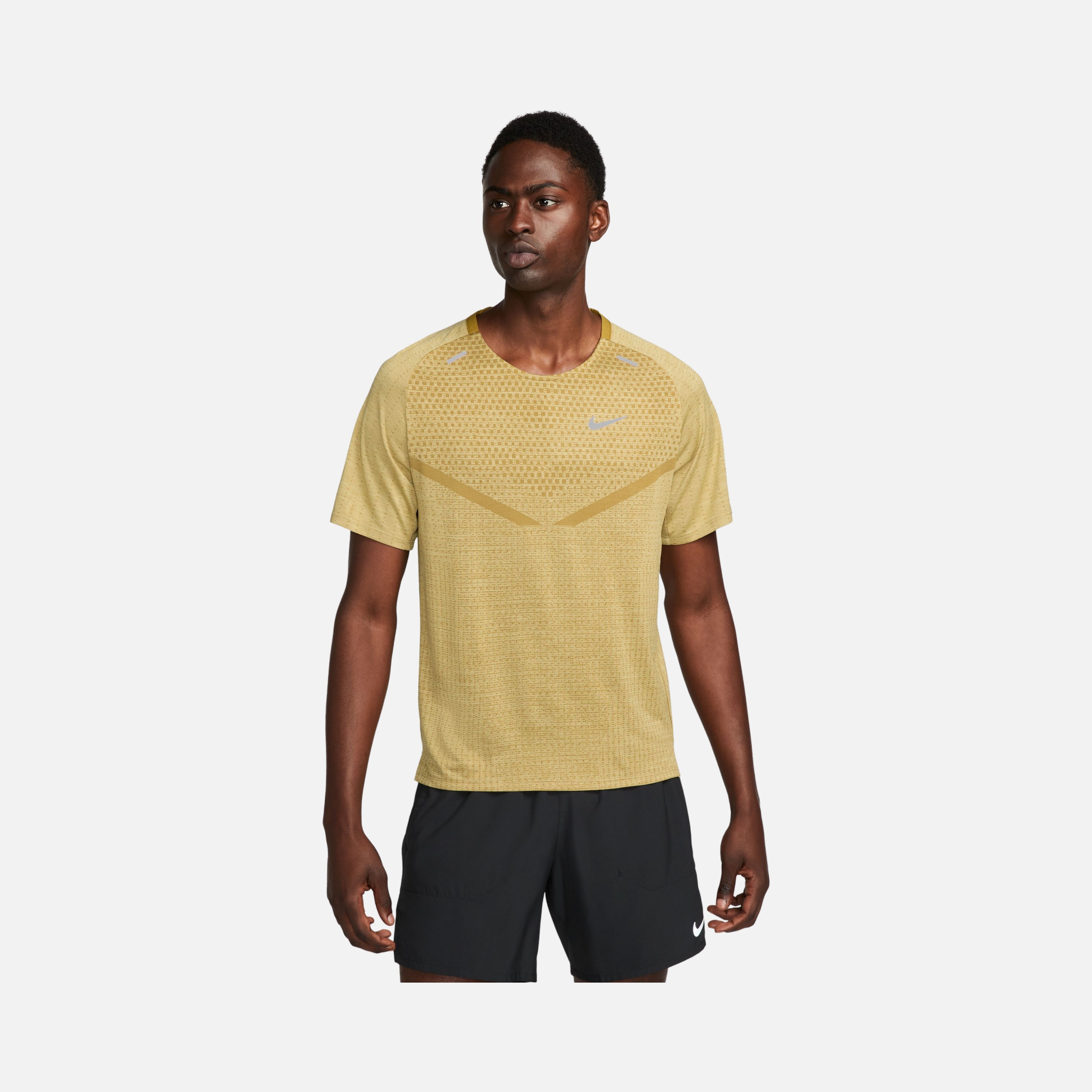 Nike ドライバーと3w、4w Nike Dri-Fit ADV TechKnit Ultra Running Short-Sleeve Erkek Tişört