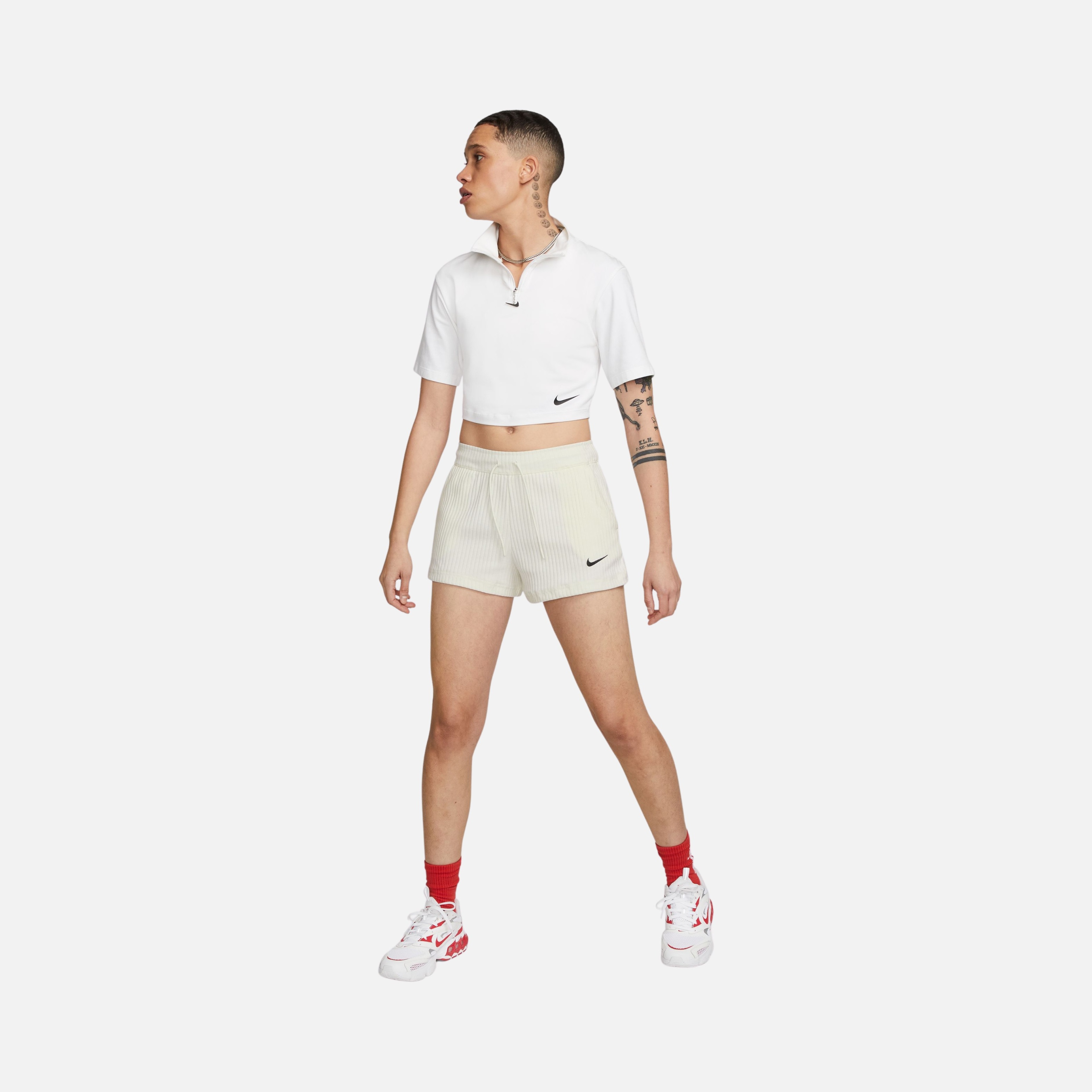 Nike Sportswear High-Waisted Ribbed Jersey Kadın Şort