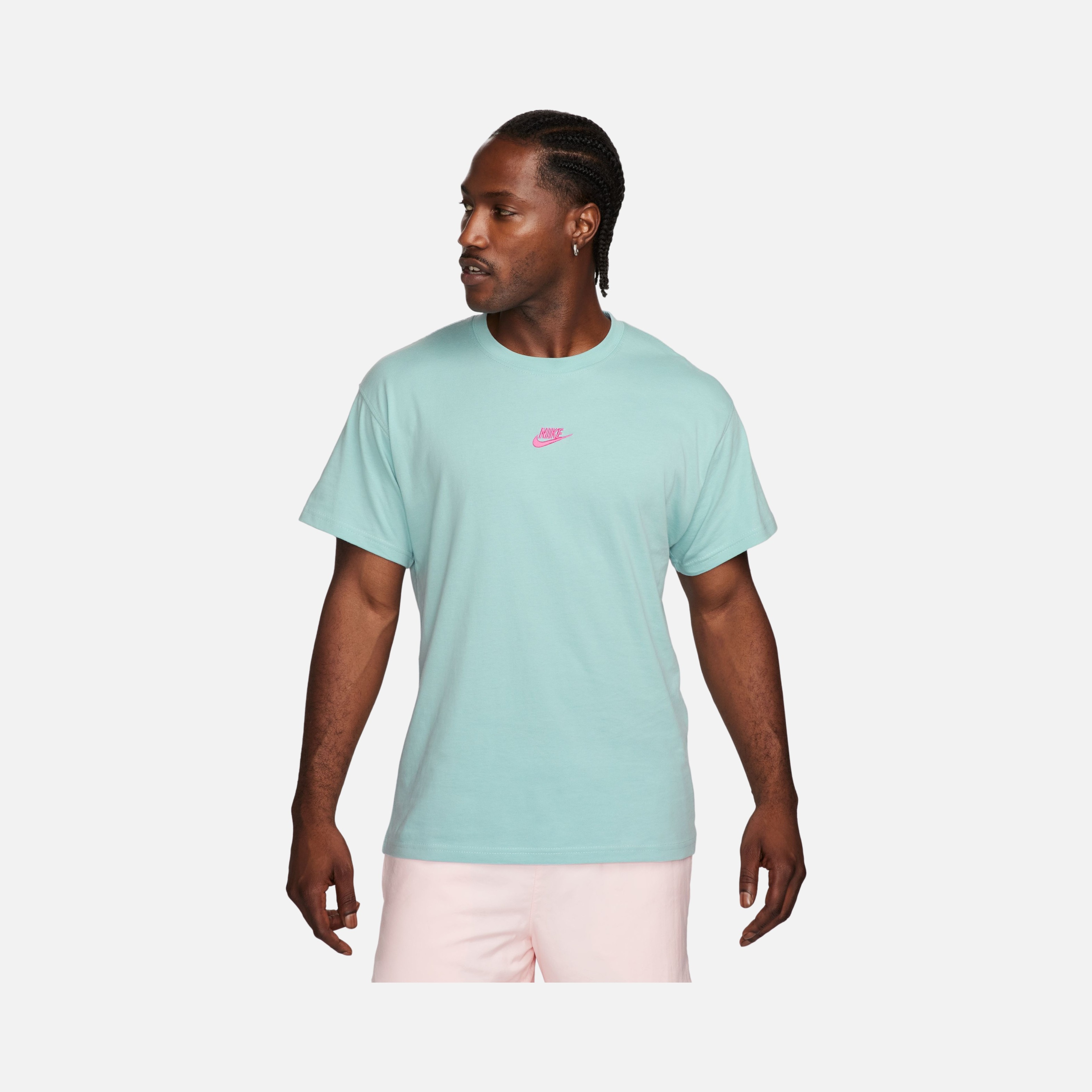 Nike Sportswear Club Wide Cut Short-Sleeve Erkek Tişört