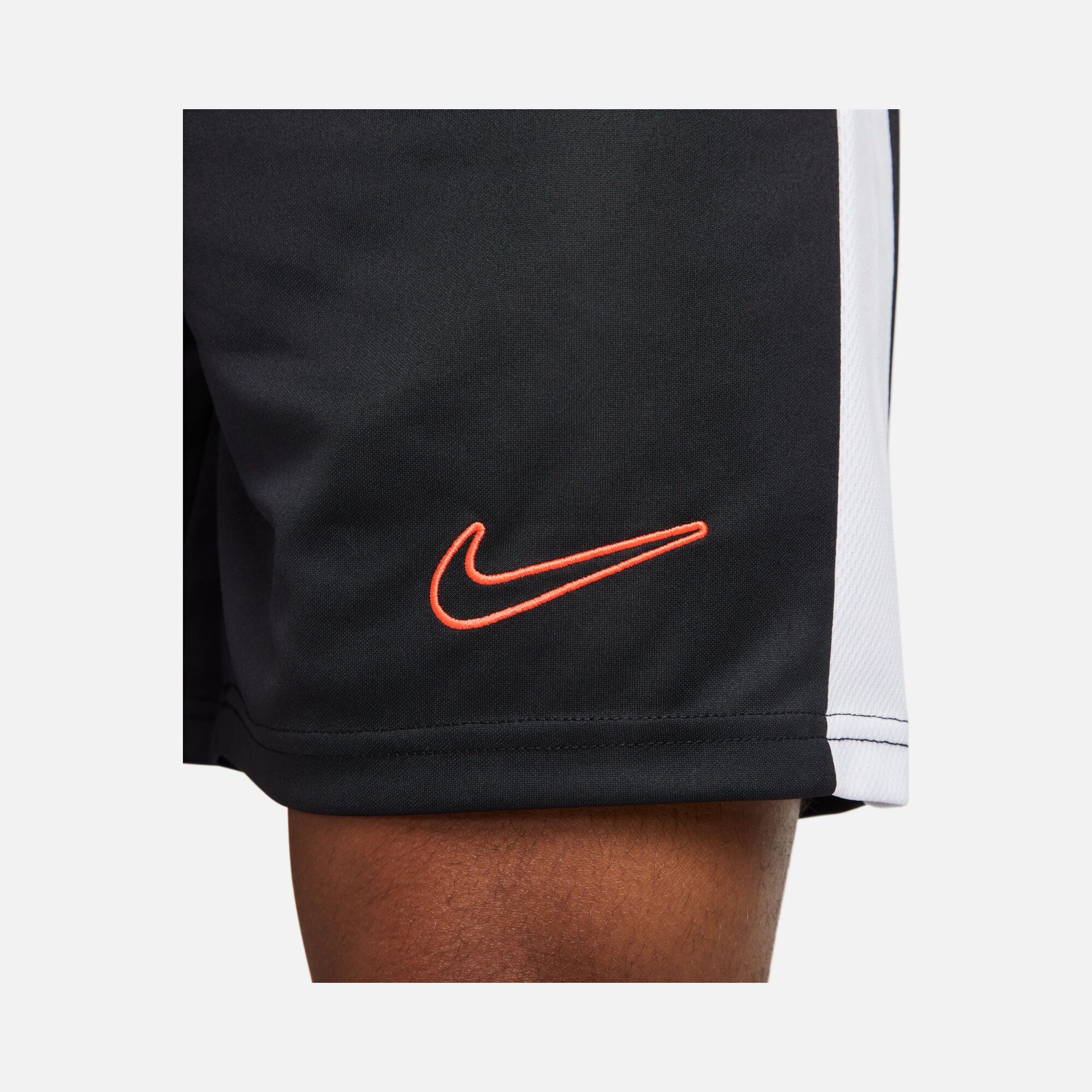 Nike Dri-Fit Academy Smooth Knit Global Football Training Erkek Şort