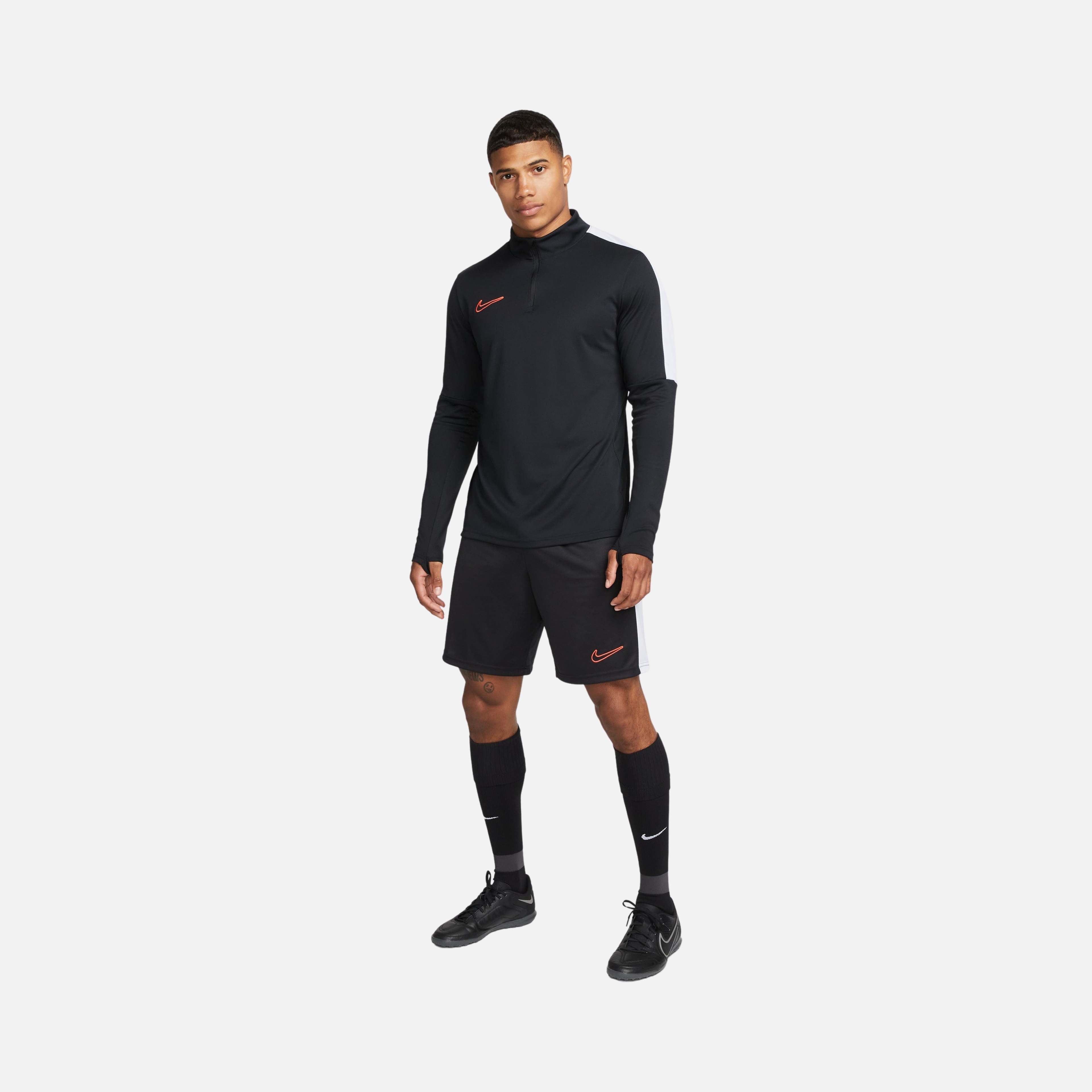 Nike Dri-Fit Academy Smooth Knit Global Football Training Erkek Şort