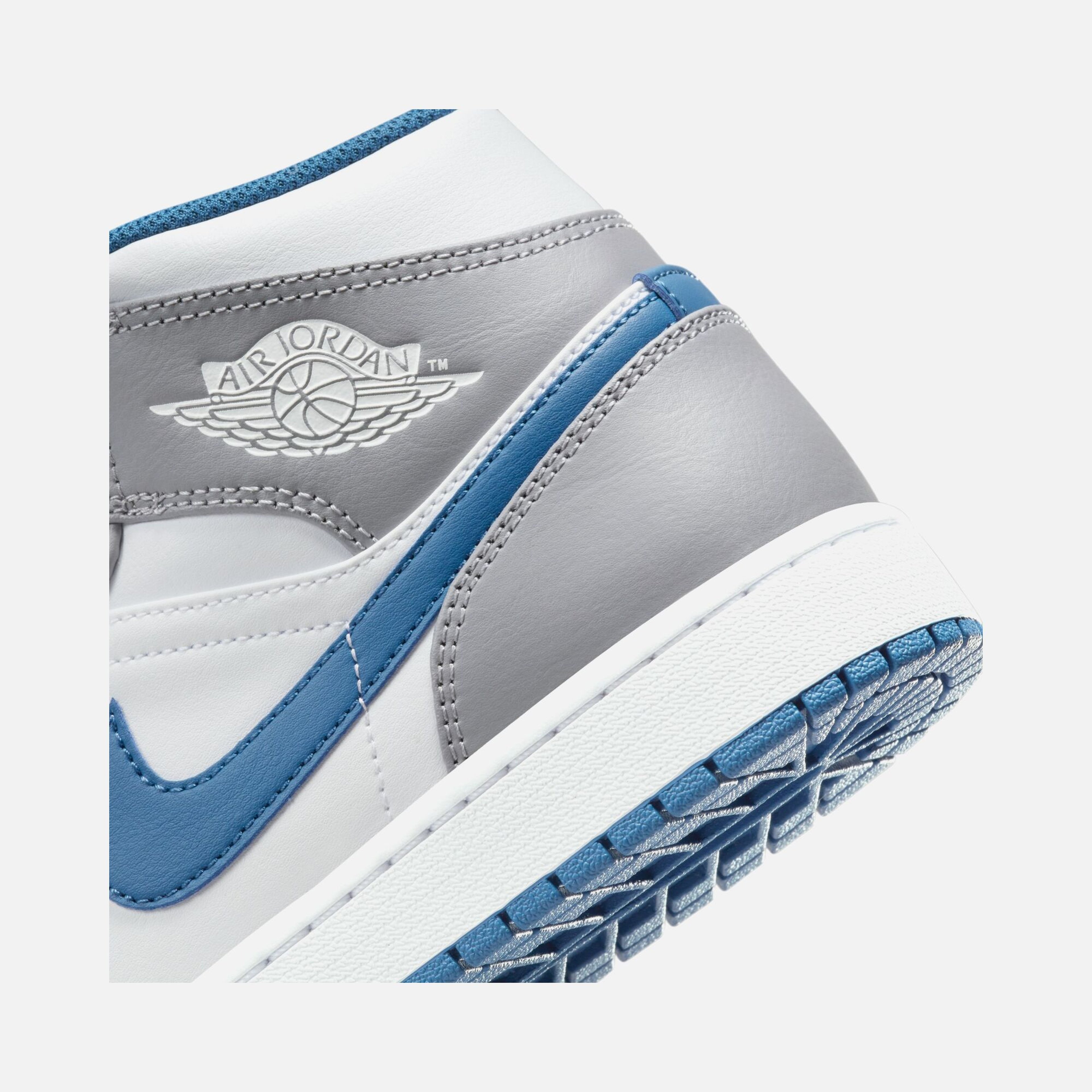 Nike Air Jordan 1 Mid SS25 Erkek Spor Ayakkabı