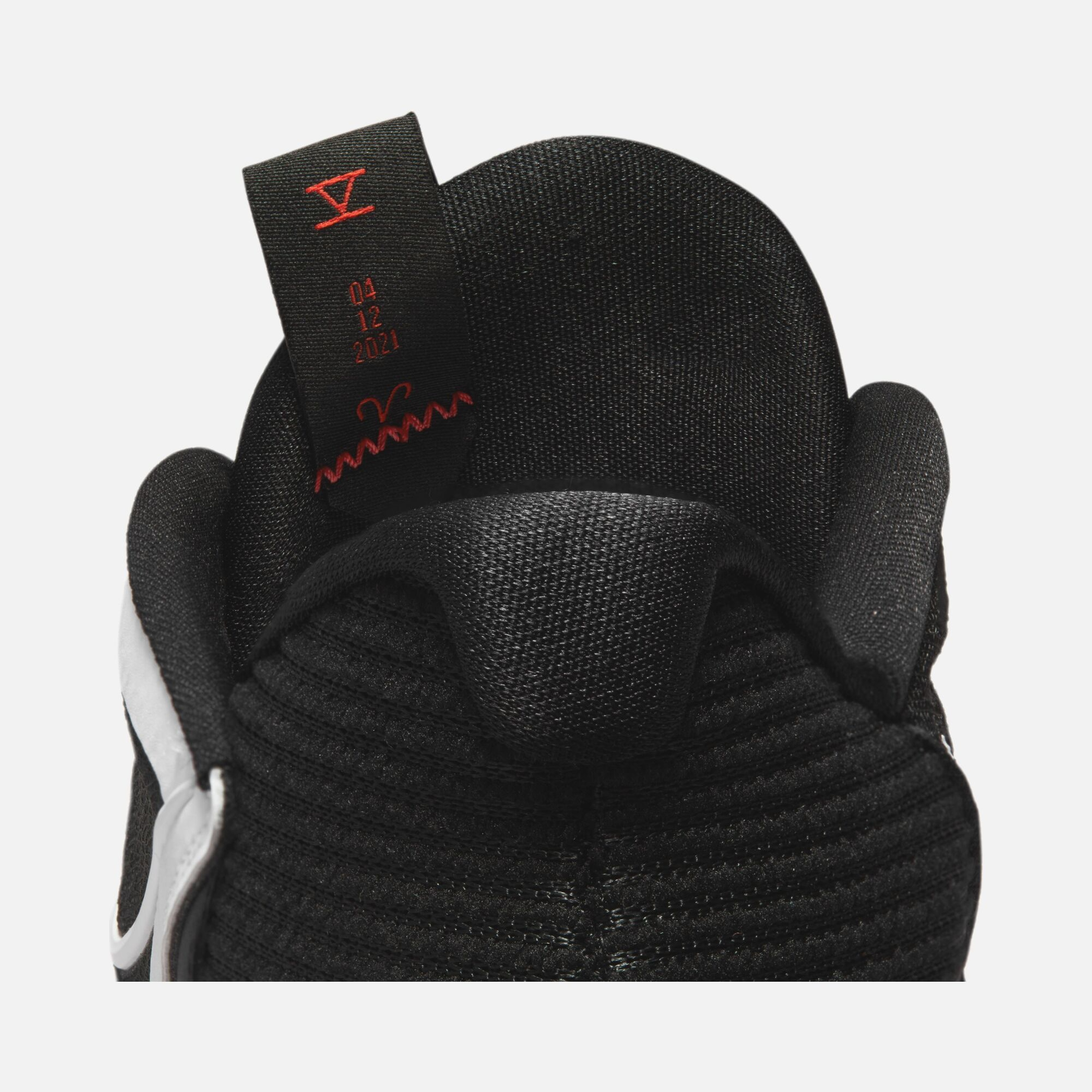 Nike Kyrie Low 5 Erkek Basketbol Ayakkabısı