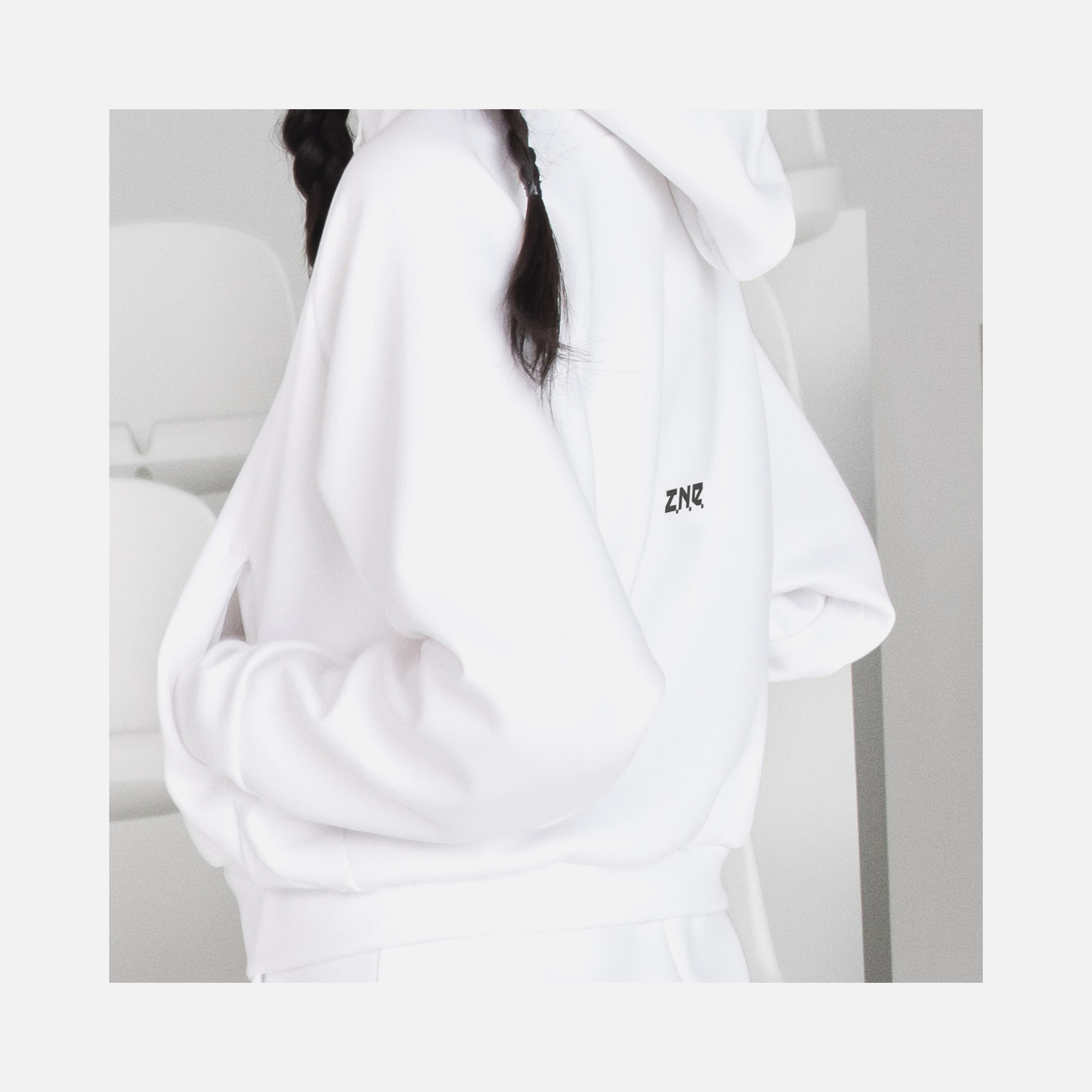 adidas Sportswear  Z.N.E. Full-Zip Hoodie kadın Sweatshirt