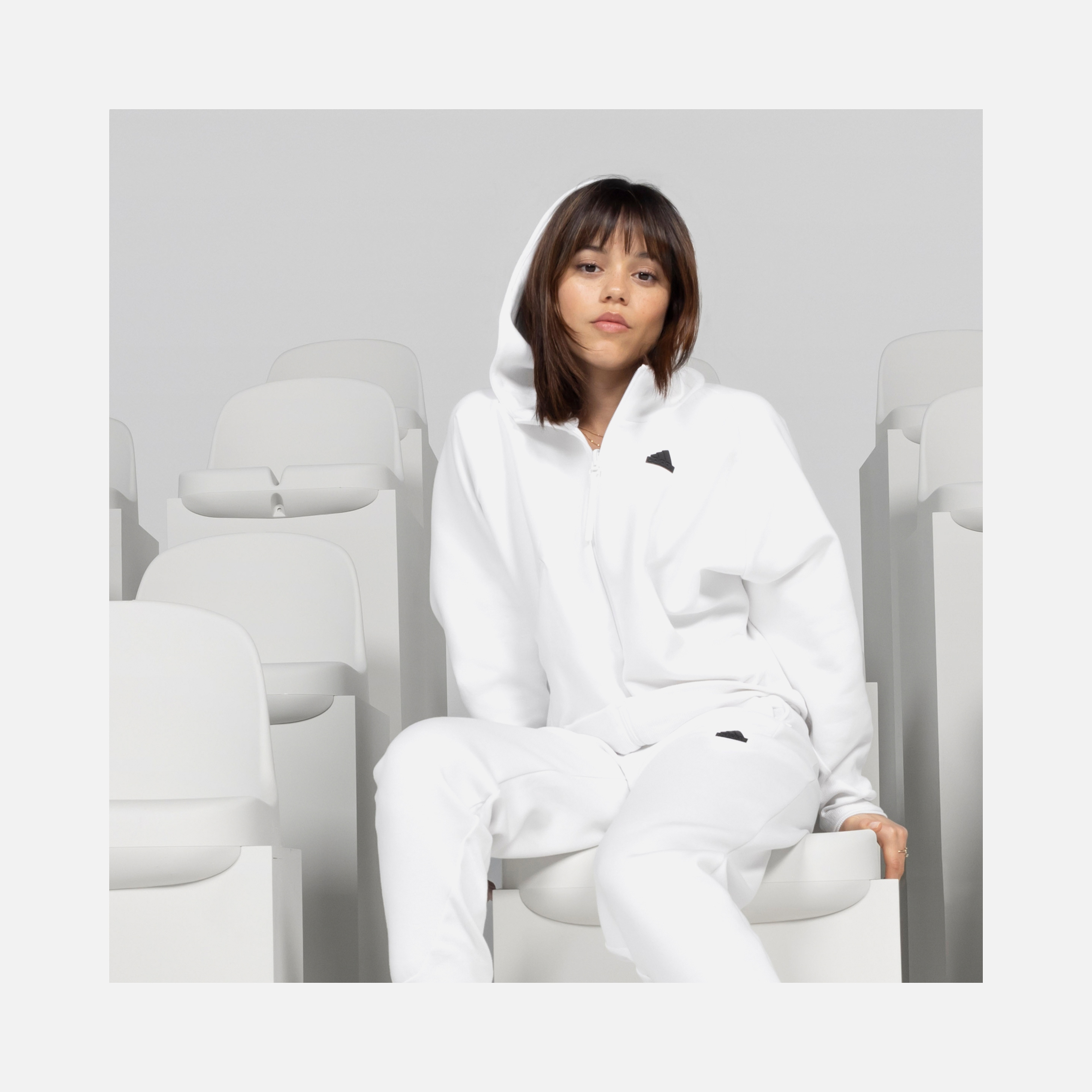 adidas Sportswear  Z.N.E. Full-Zip Hoodie kadın Sweatshirt