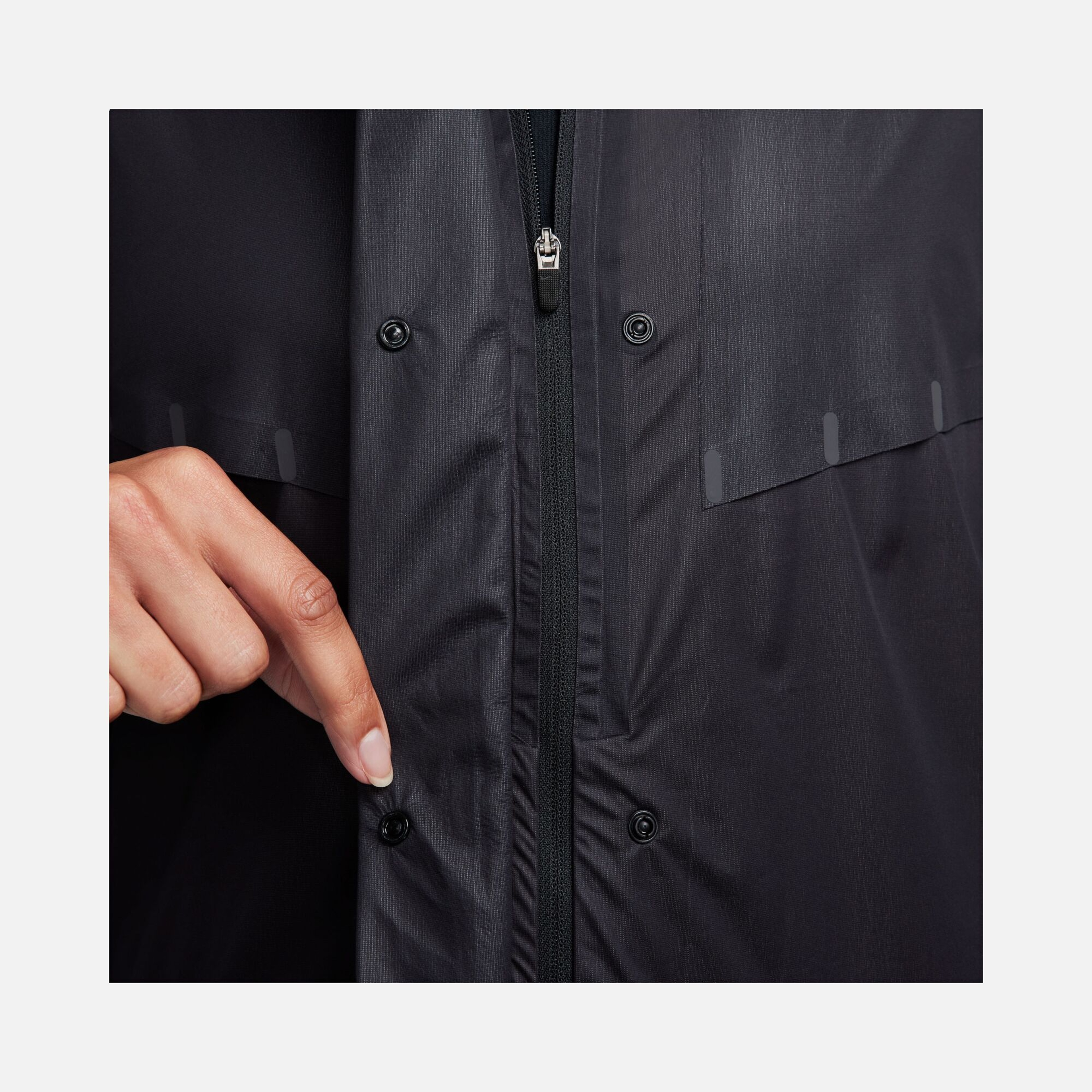 Nike Storm-Fit Run Division Breathable Running Full-Zip Hoodie Kadın Ceket