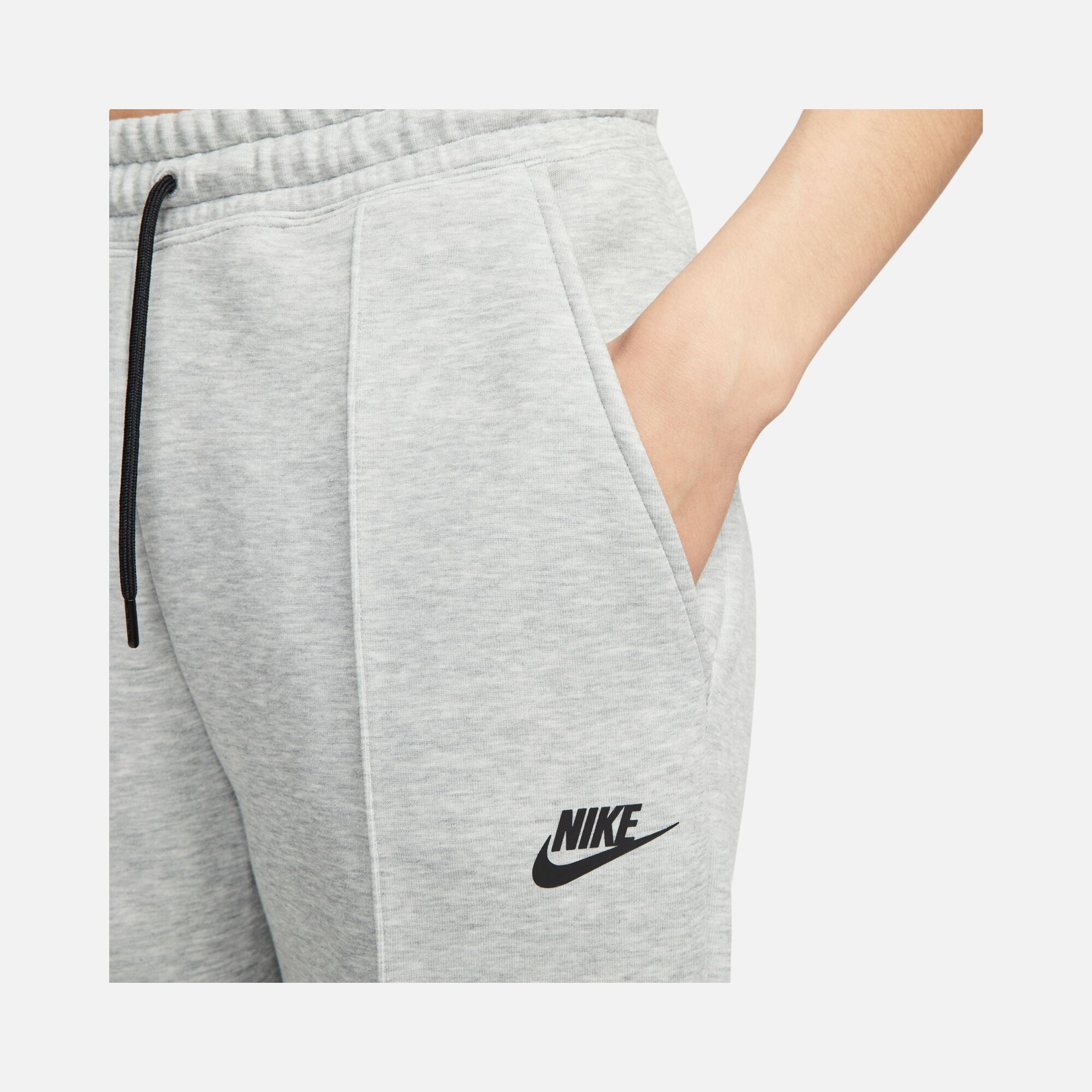 Nike Sportswear Tech Fleece Mid-Rise Kadın Eşofman Altı