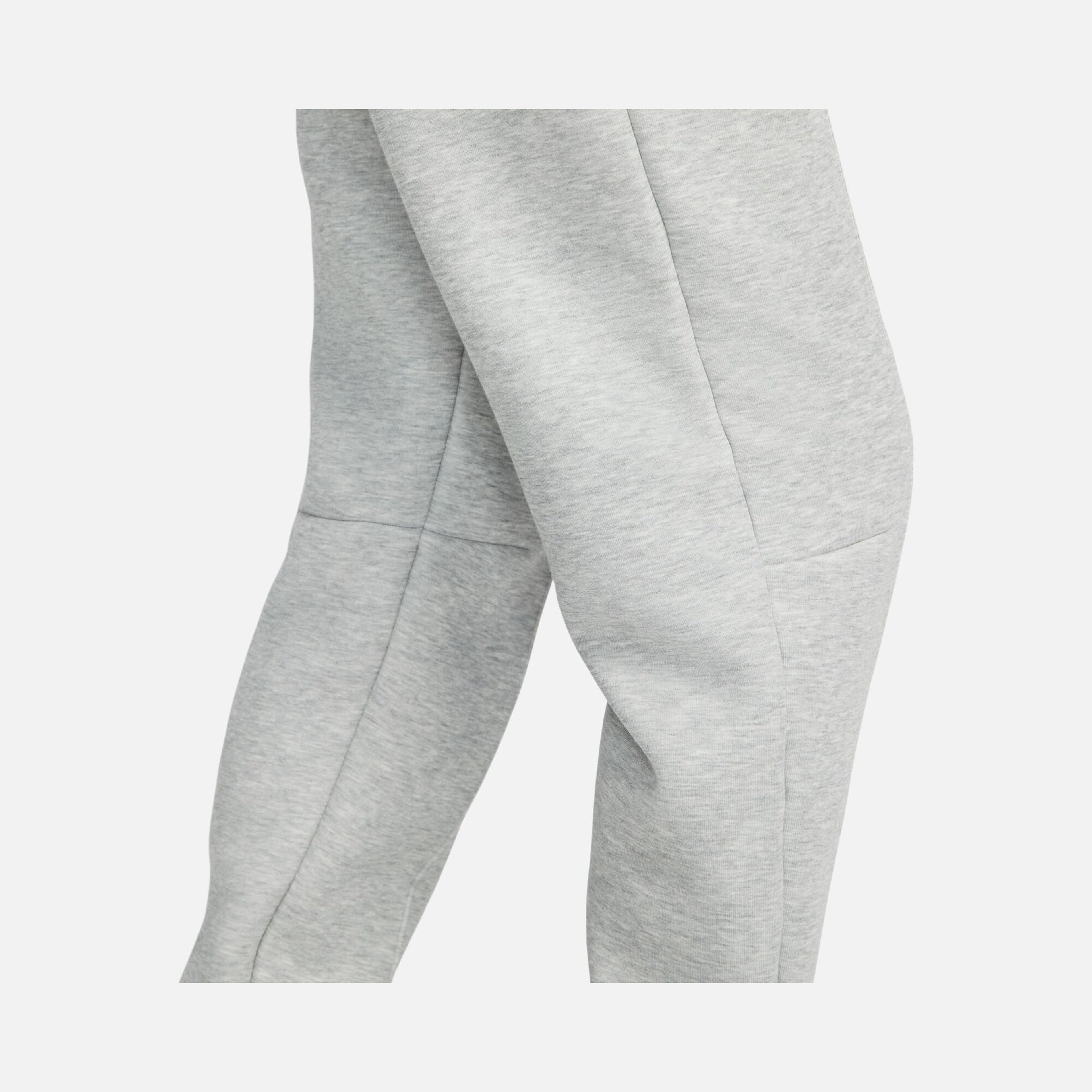 Nike Sportswear Tech Fleece Mid-Rise Kadın Eşofman Altı