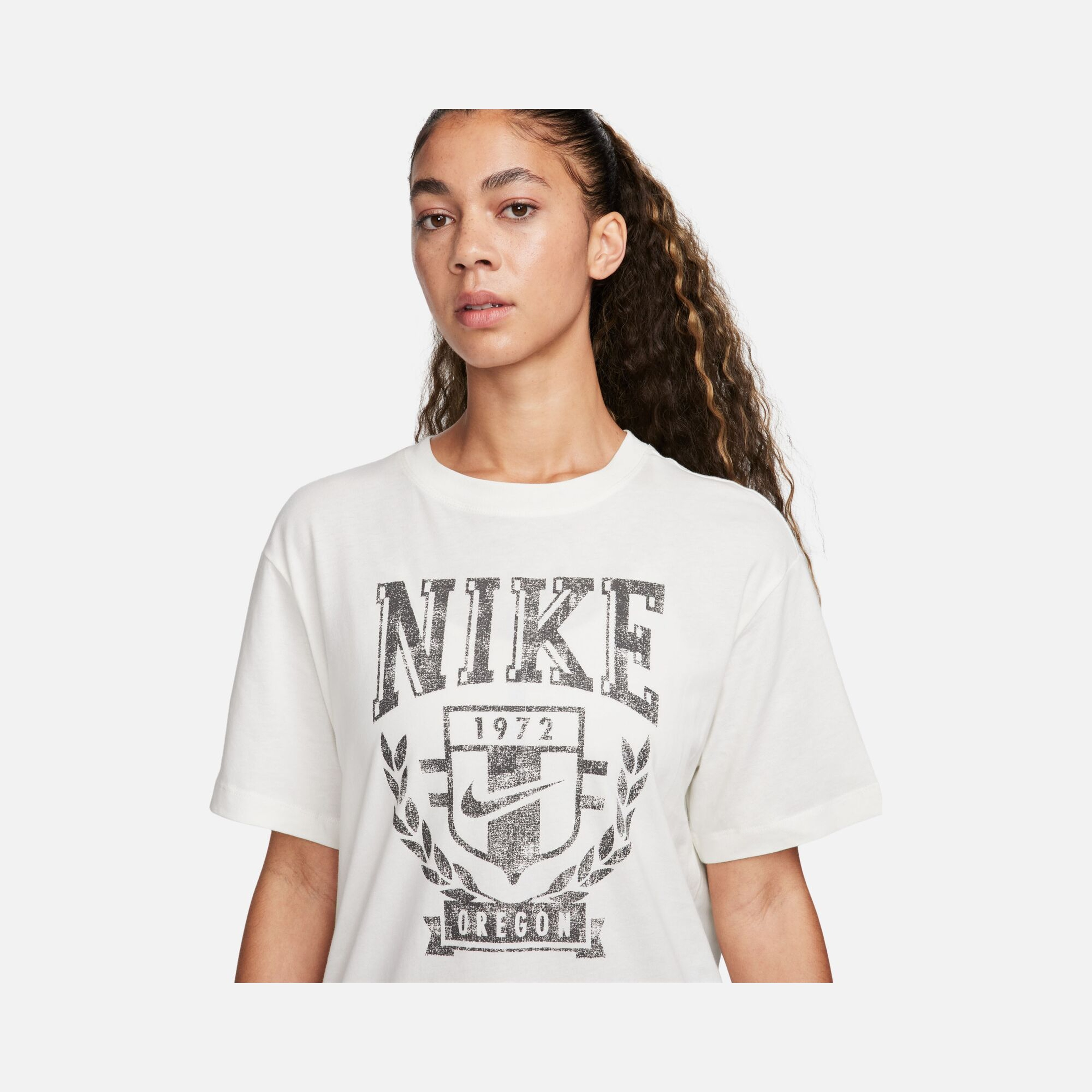 Nike Sportswear Fleece Boyfriend Short-Sleeve Kadın Tişört