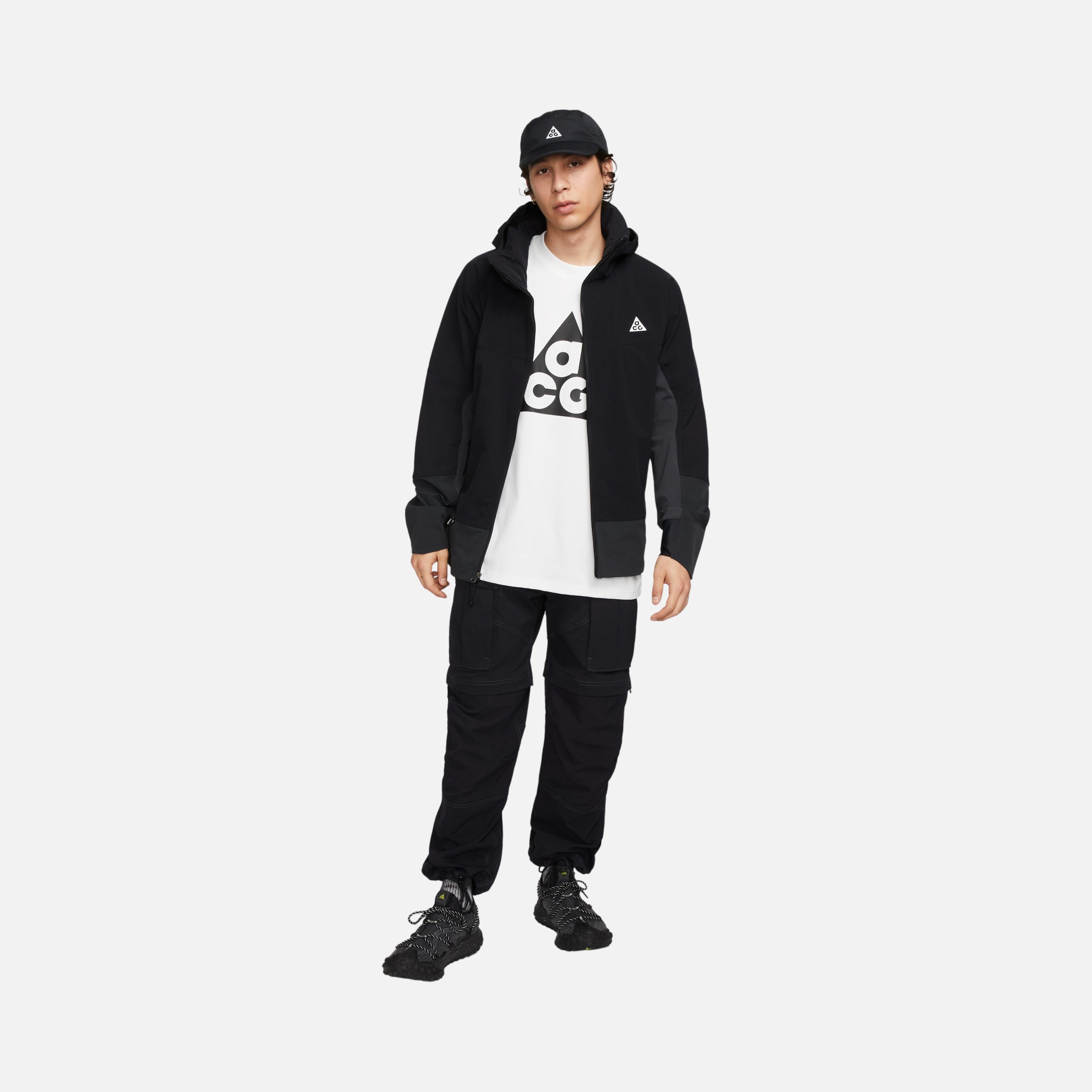 Nike Sportswear ACG Graphic Short-Sleeve Erkek Tişört