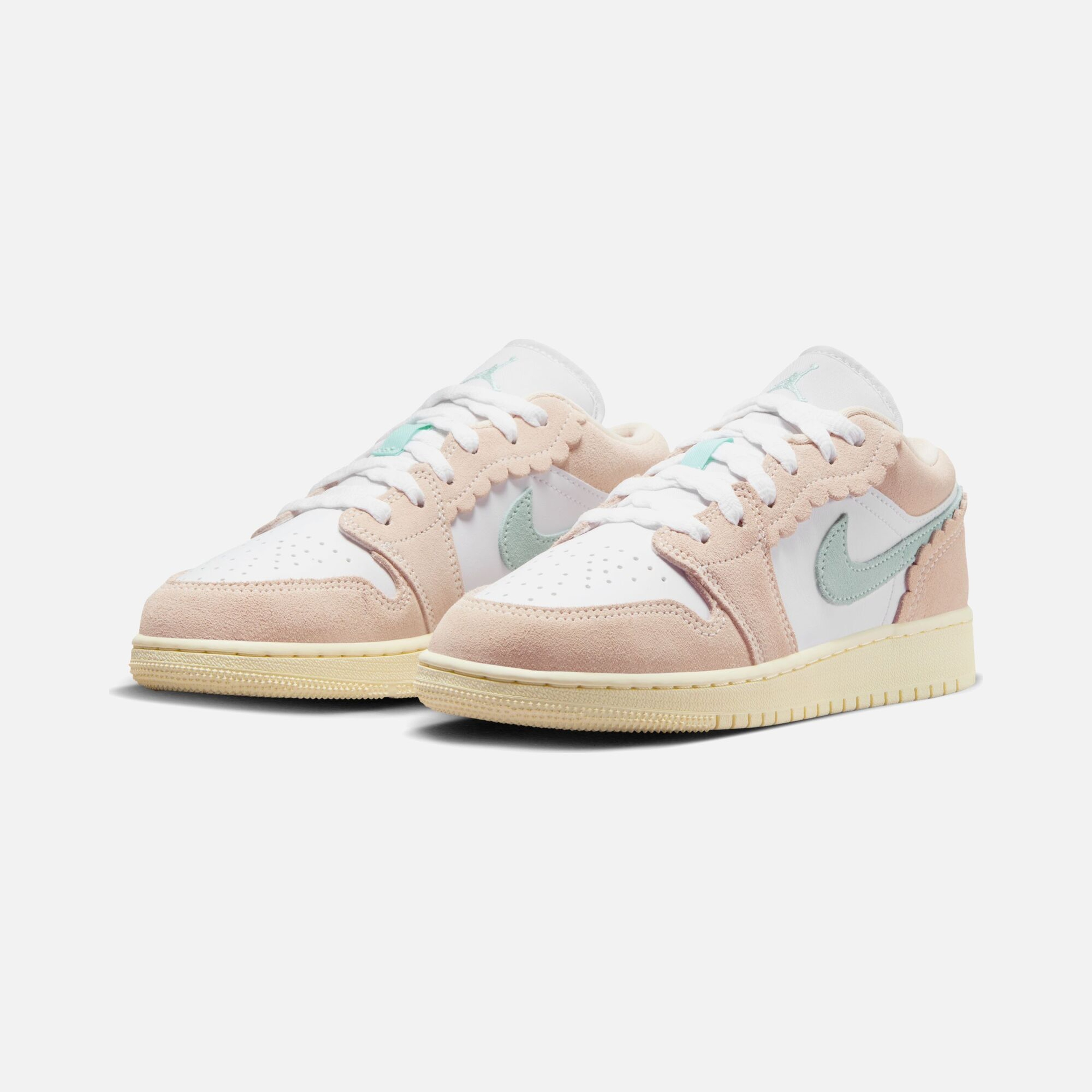 Nike Air Jordan 1 Low SE ''Scalloped Edge Suede Details'' (GS) Spor Ayakkabı