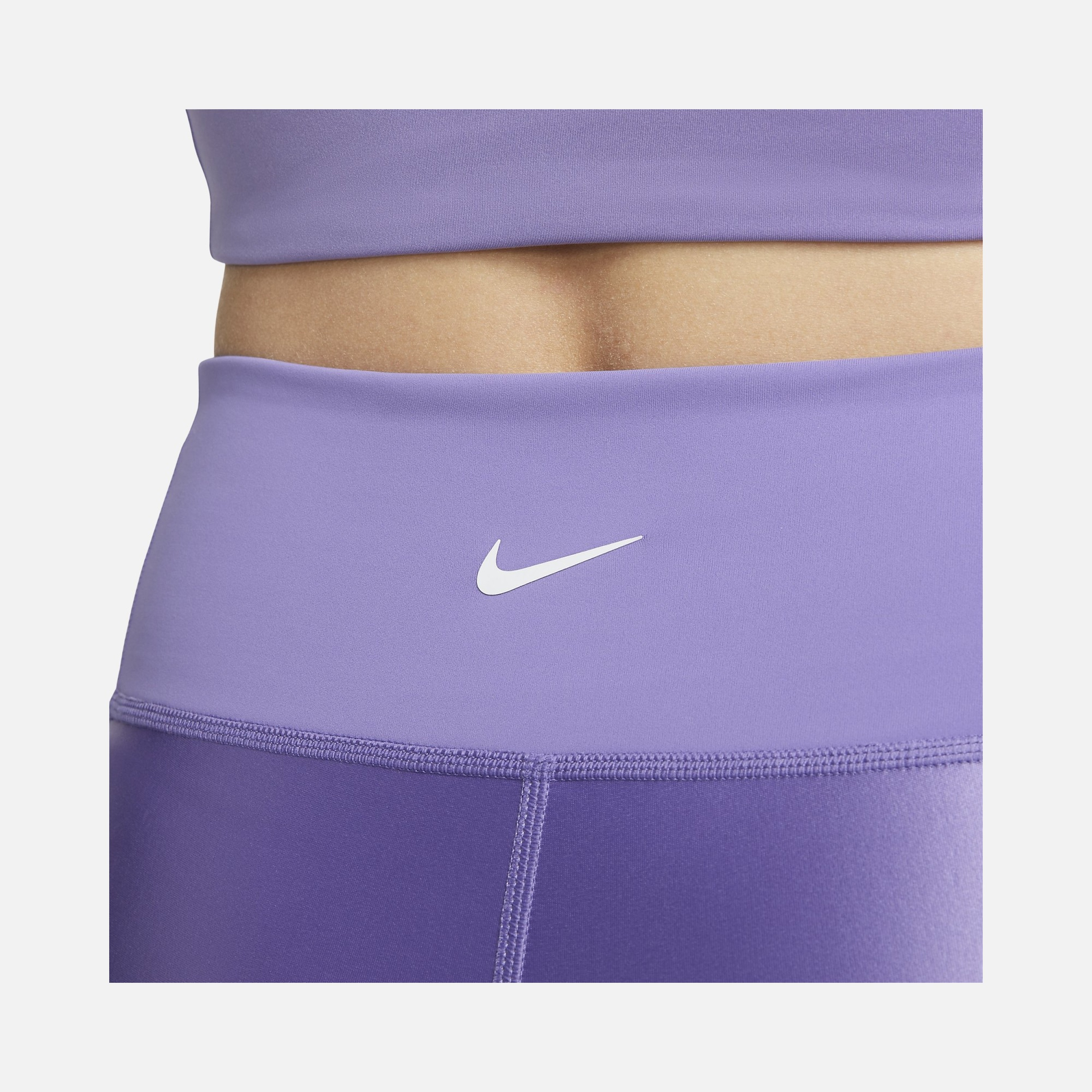 Nike Pro Mid-Rise 7" Membership Biker Kadın Şort