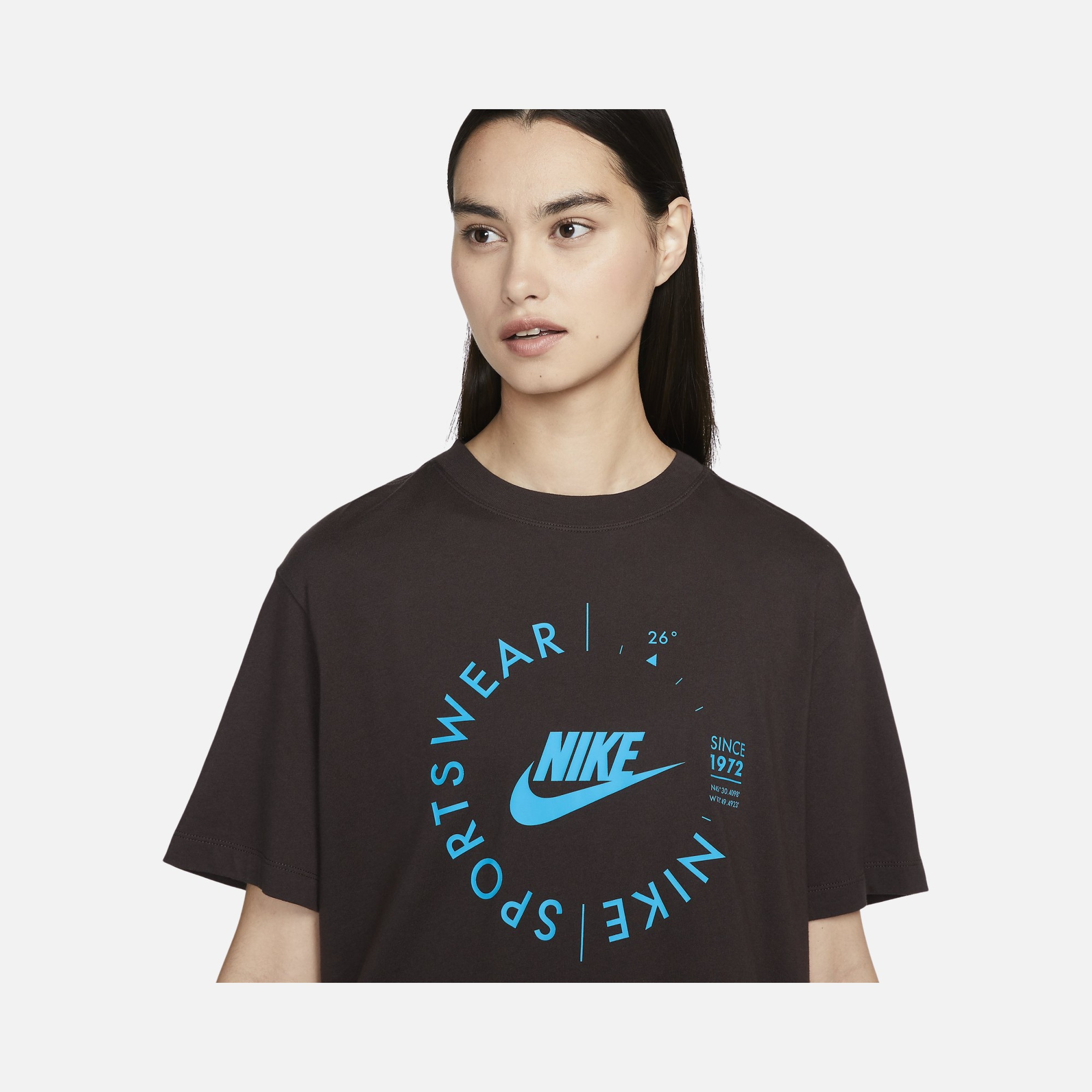 Nike Sportswear Gel-Sport Utility Printed Boyfriend Short-Sleeve Kadın Tişört