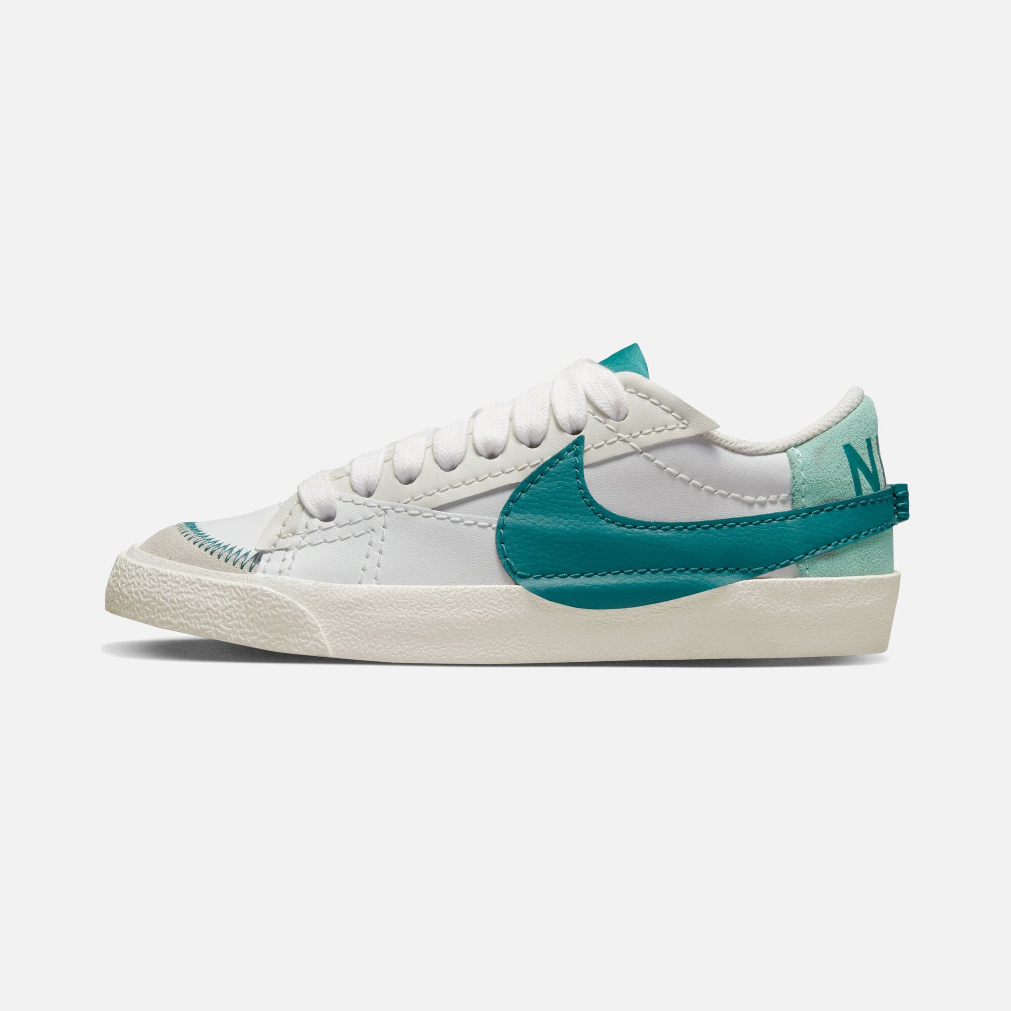 Nike Blazer Low '77 Jumbo Swoosh Kadın Spor Ayakkabı