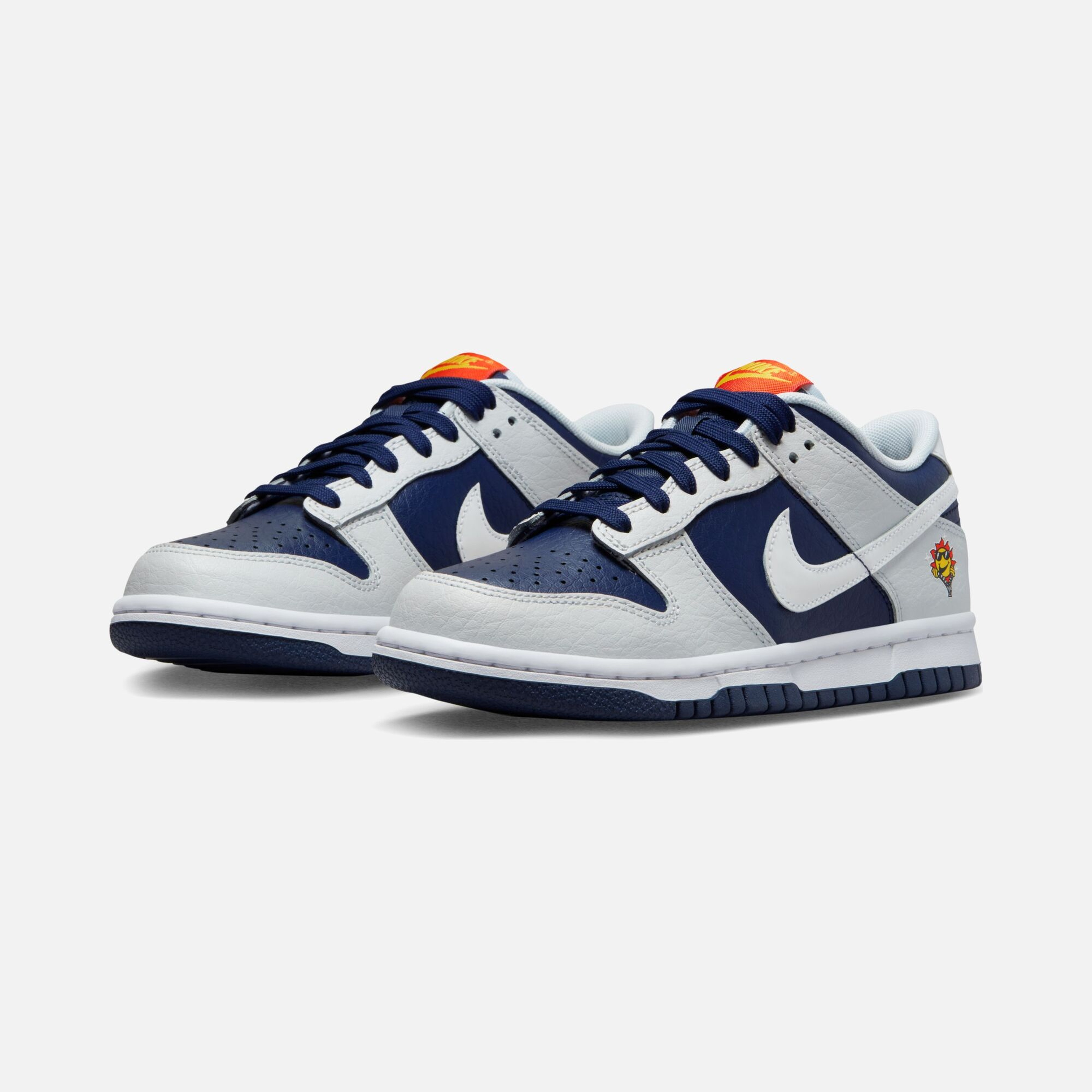 Nike Dunk Low ''Back Tab that Changes Color in UV Light'' (GS) Spor Ayakkabı