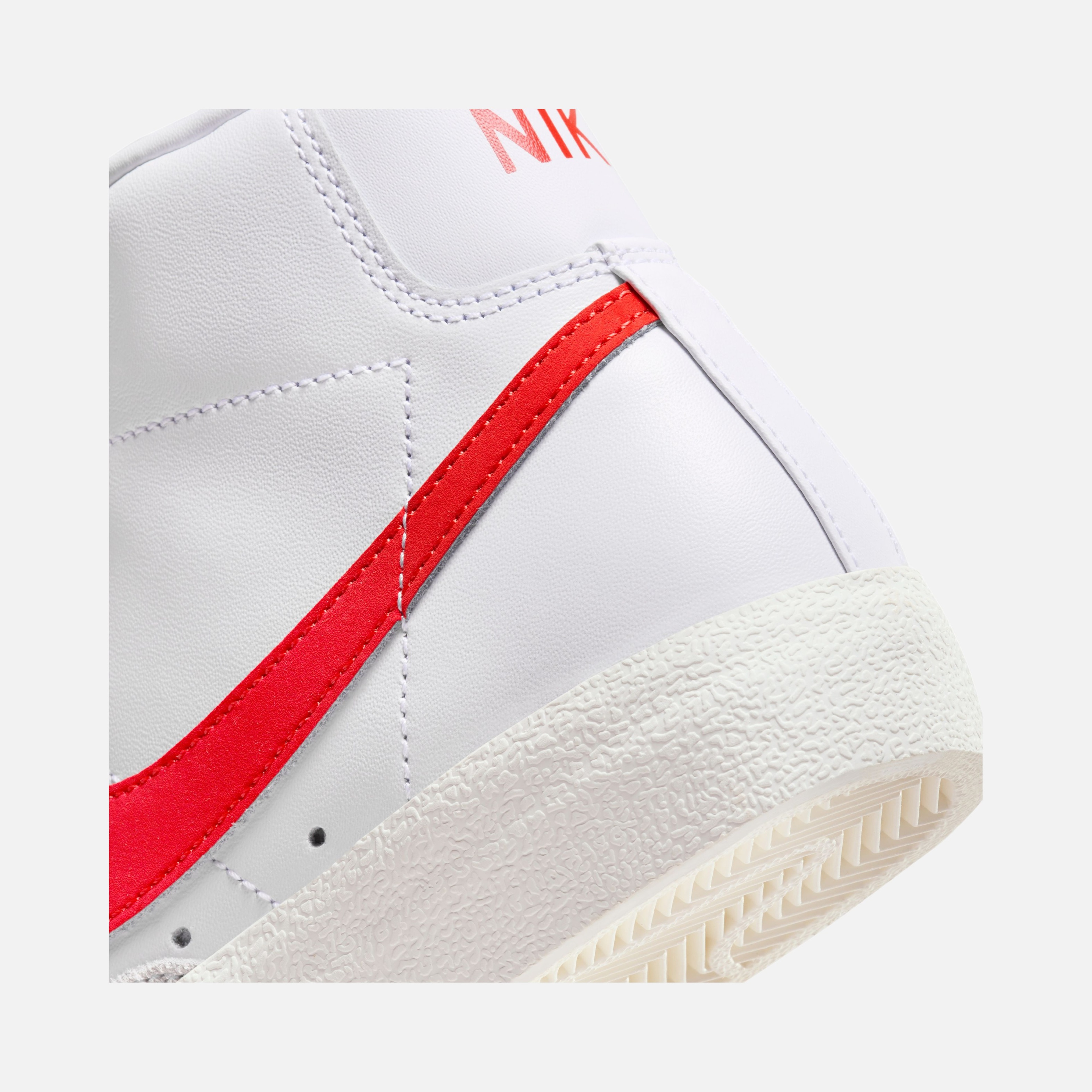 Nike Blazer Mid '77 CO Kadın Spor Ayakkabı