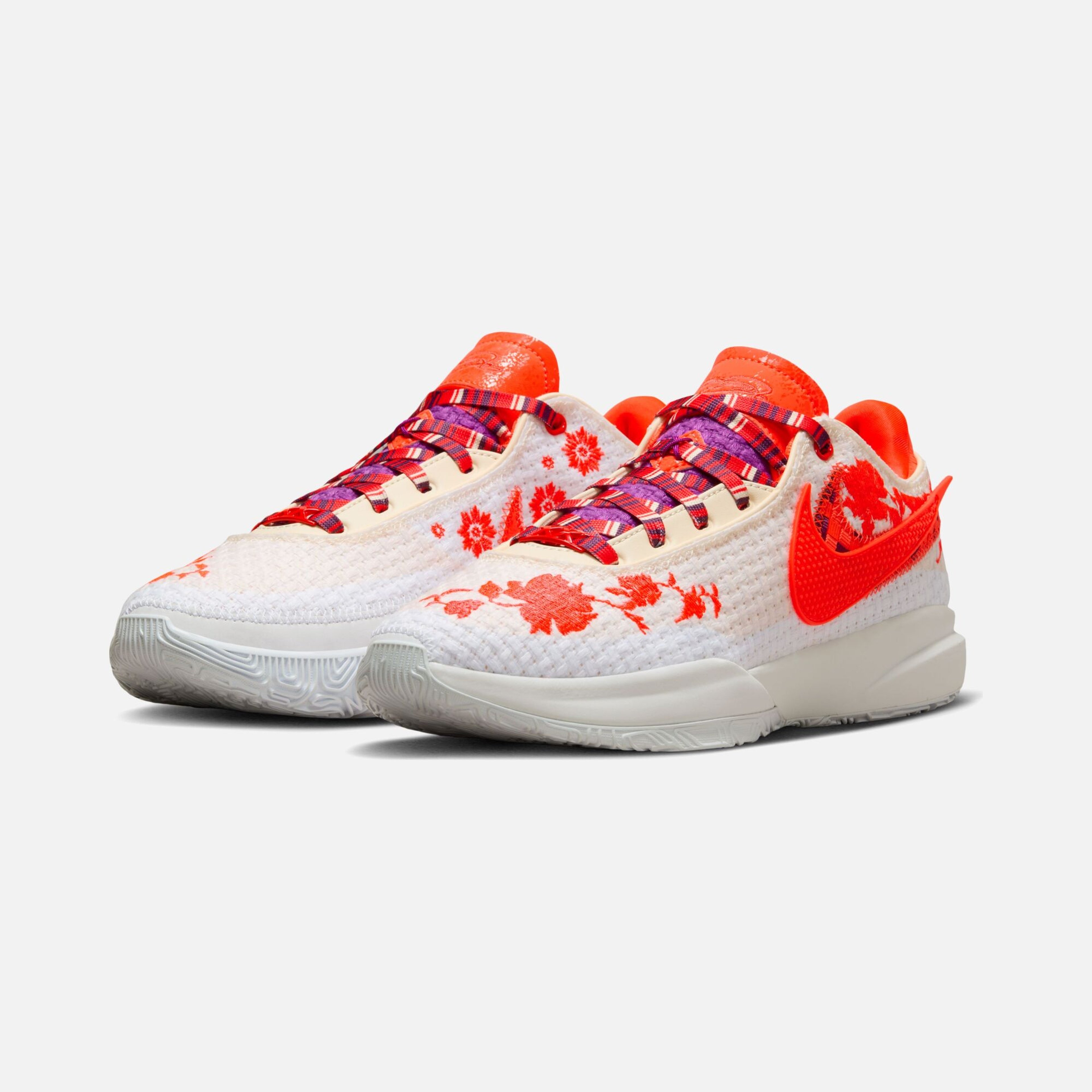 Nike LeBron XX Premium ''Flower Embroidered'' Erkek Basketbol Ayakkabısı