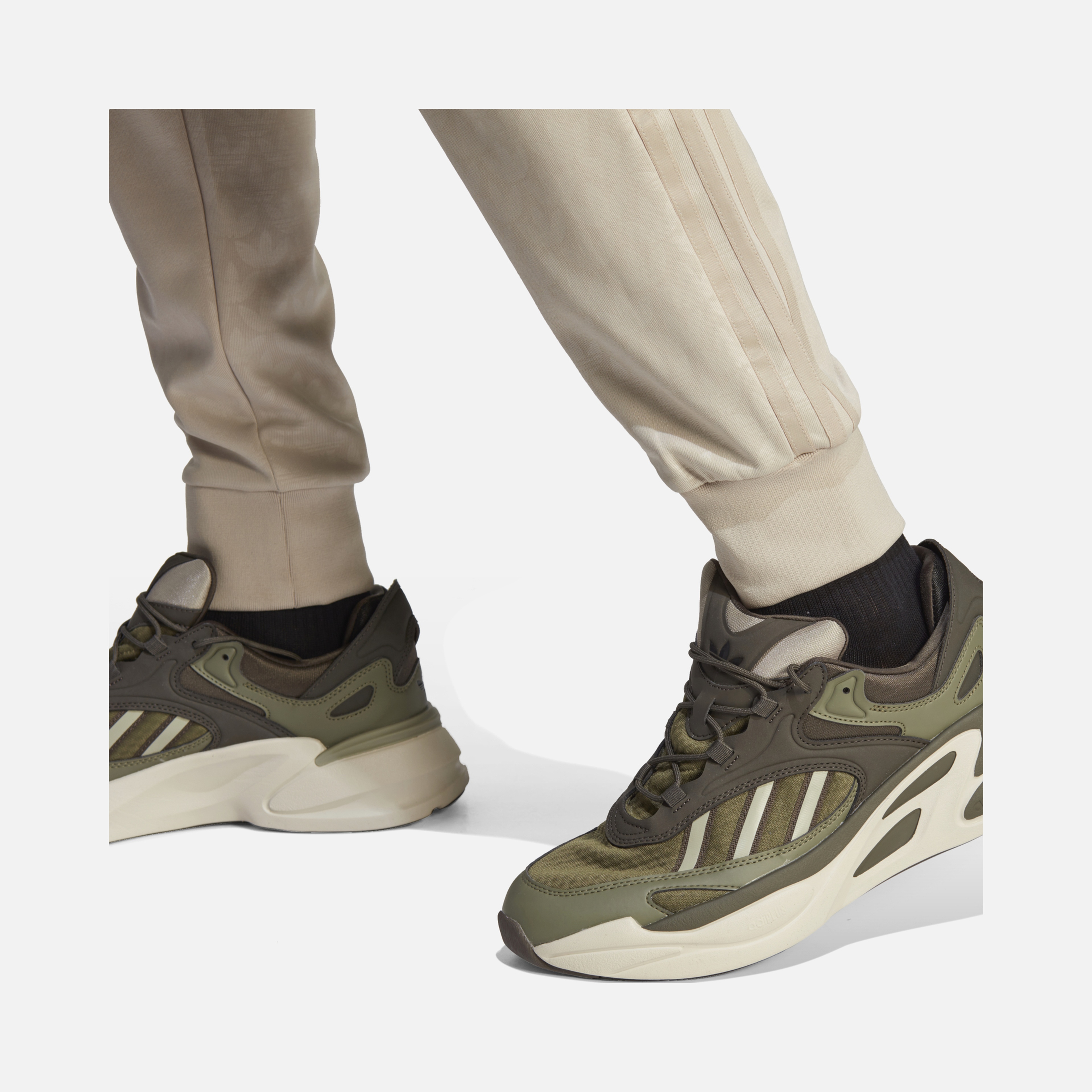 adidas Sportswear Adicolor Monogram SST 3-Stripes Erkek Eşofman Altı