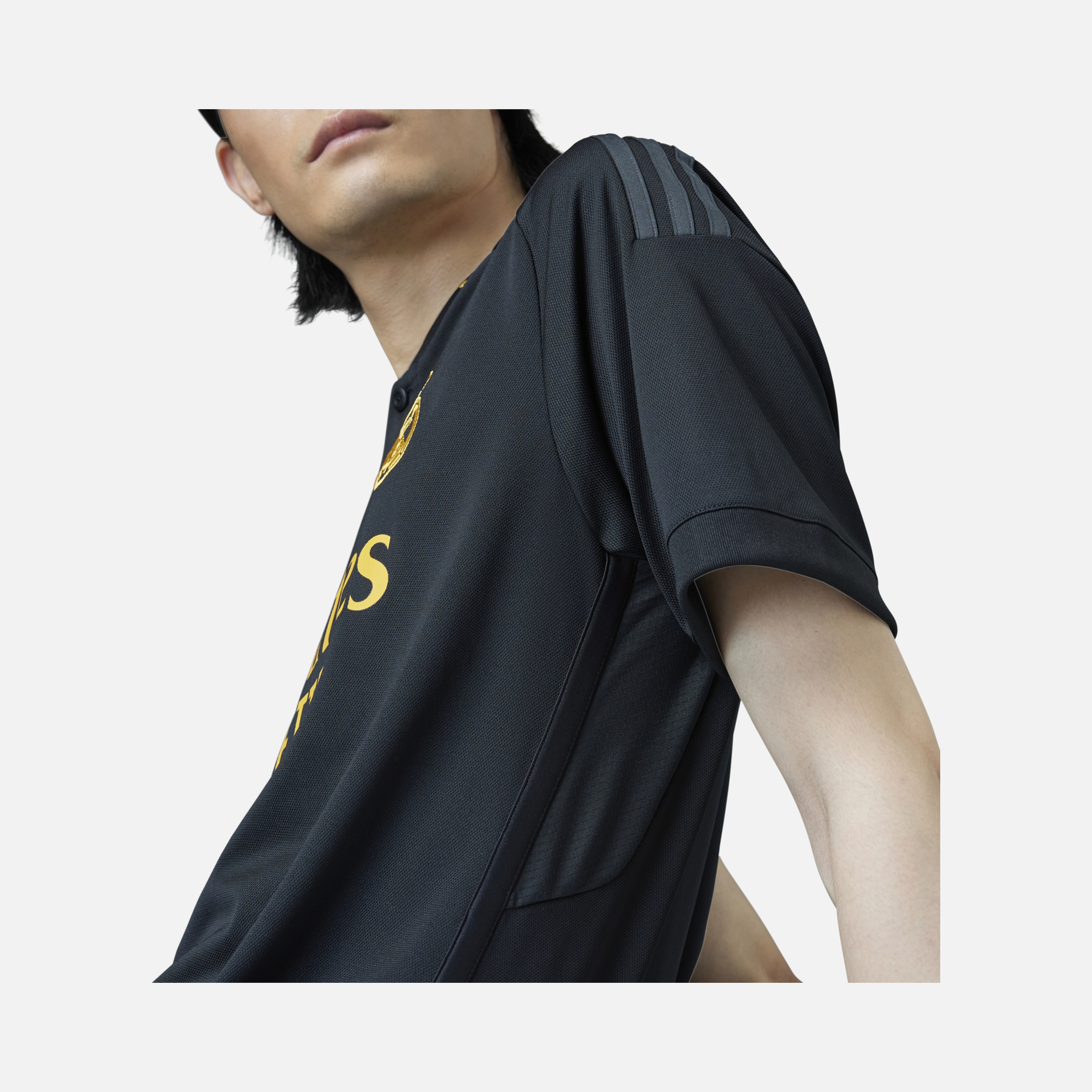 adidas Real Madrid 2023-2024 Üçüncü Takım Erkek Forma