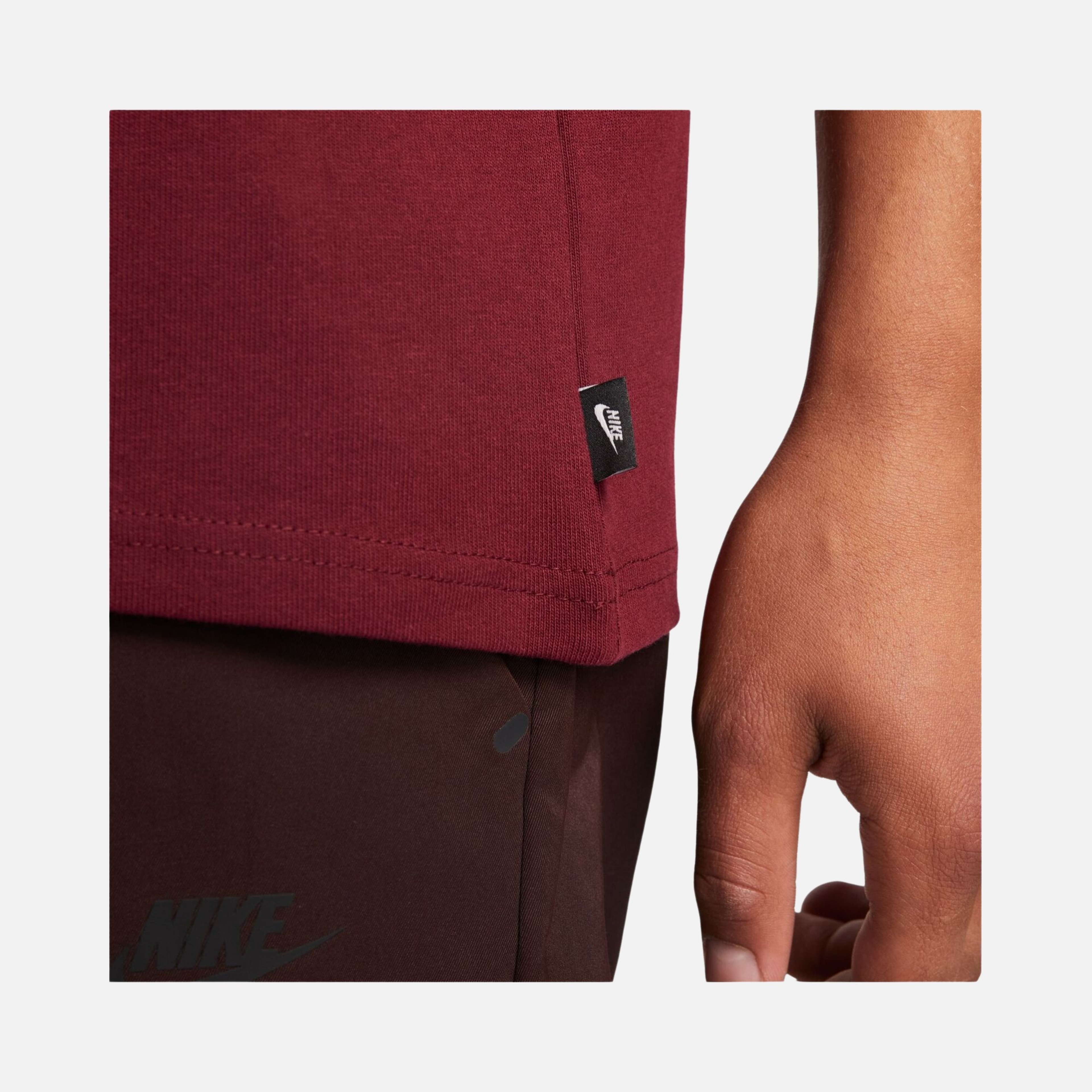 Nike Sportswear Premium Essentials Short-Sleeve Erkek Tişört