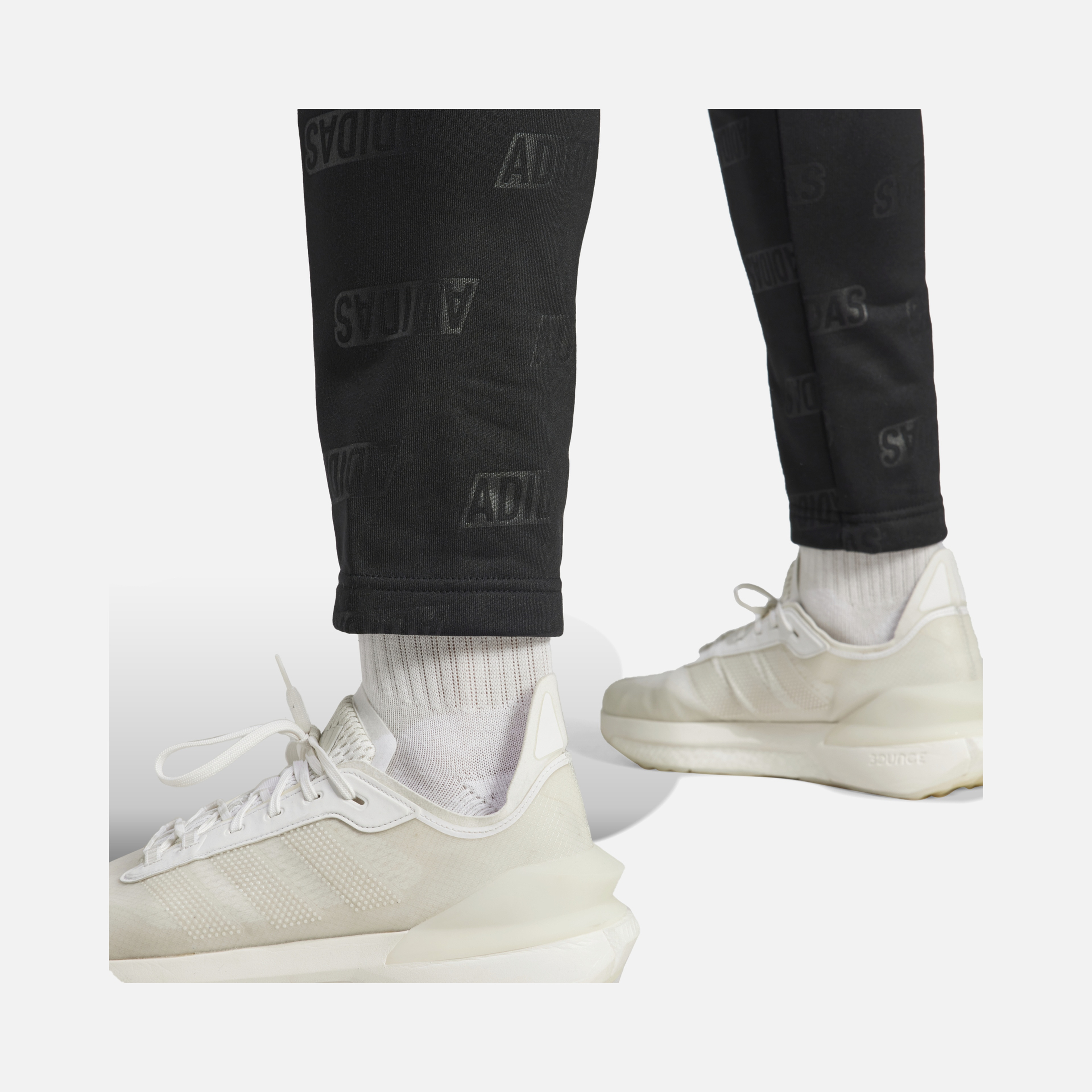 adidas Sportswear Embossed Fleece Erkek Eşofman Altı