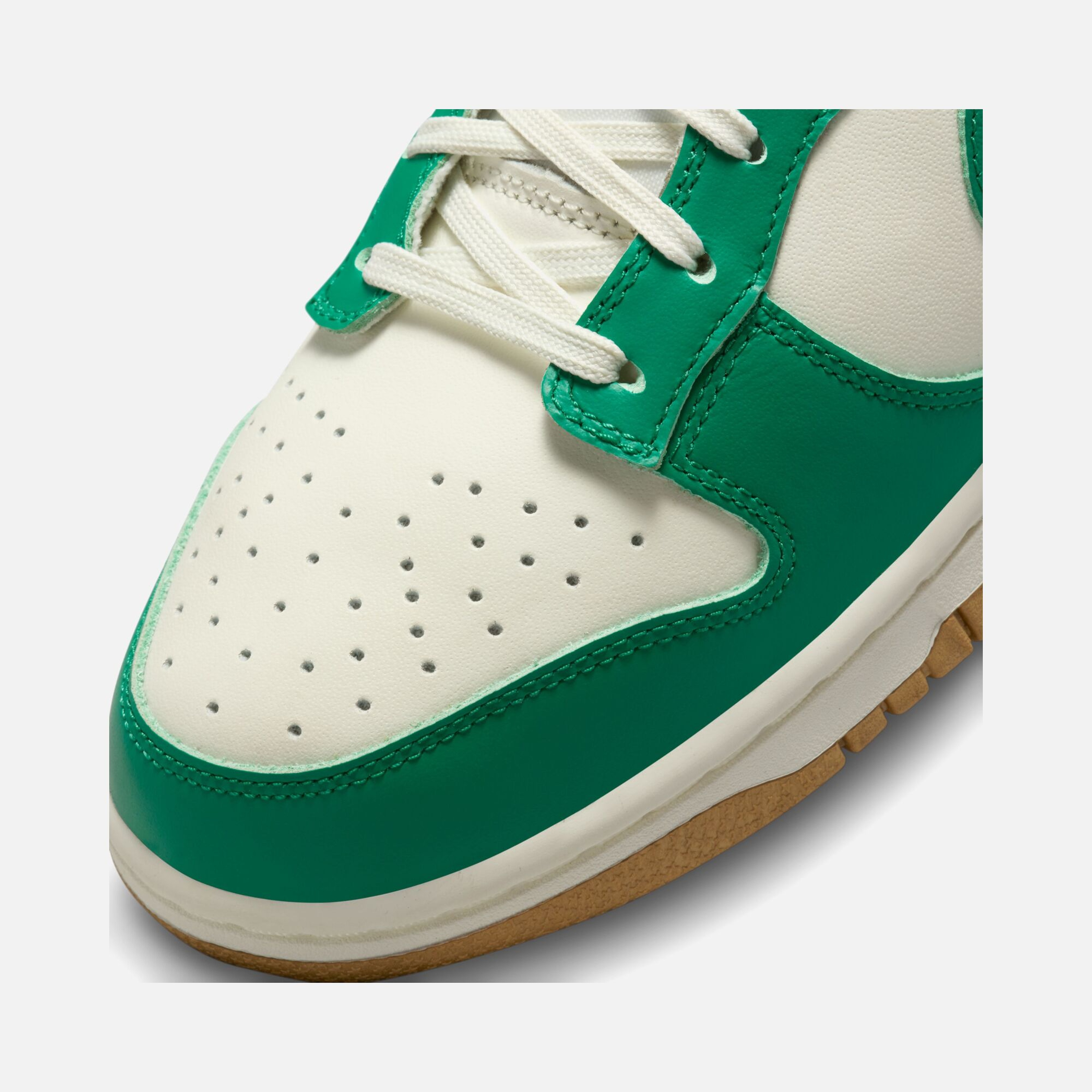 Nike Dunk Low ''Malachite Metallic Gold'' Kadın Spor Ayakkabı