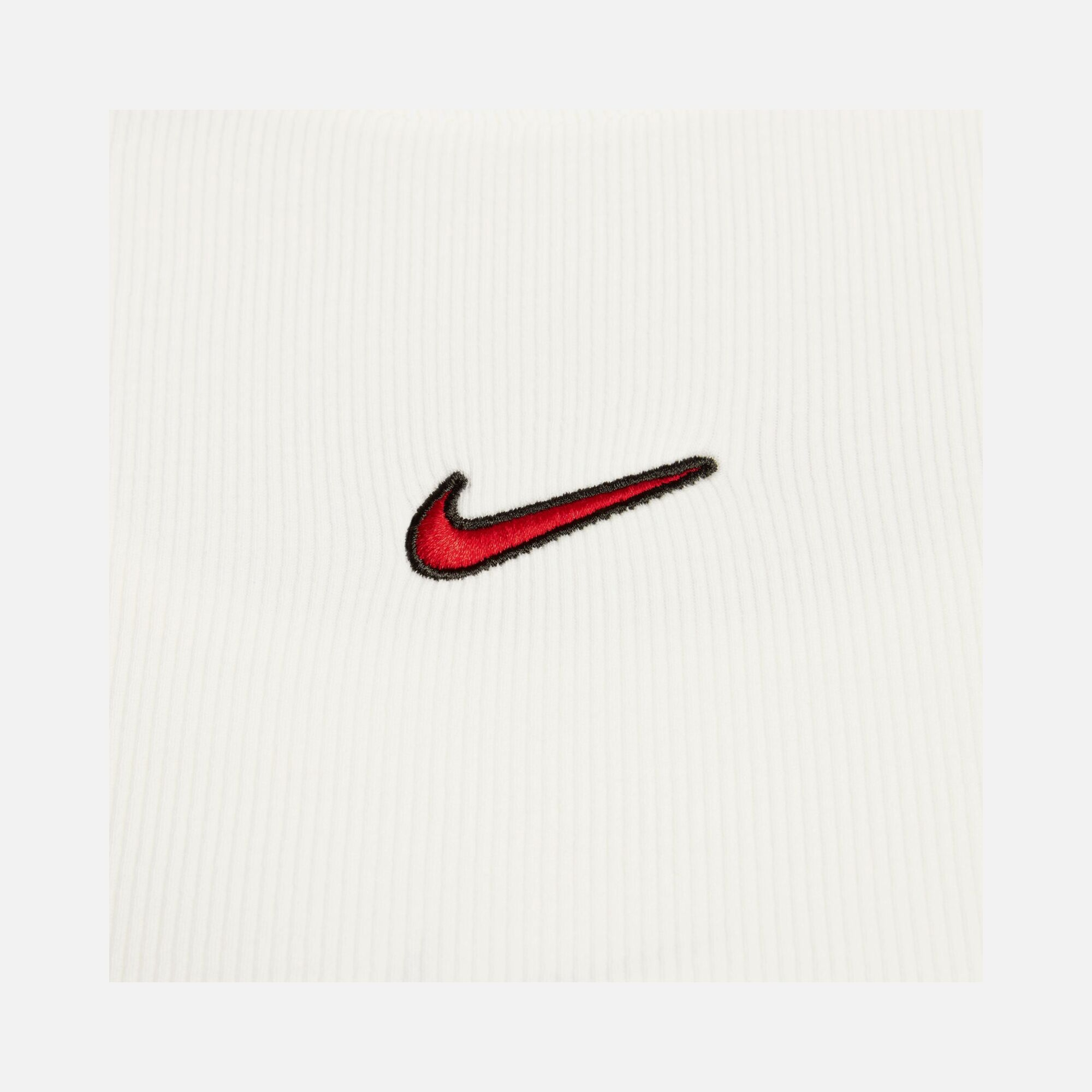 Nike Sportswear Stretchy Twill Turtleneck Long-Sleeve Kadın Tişört