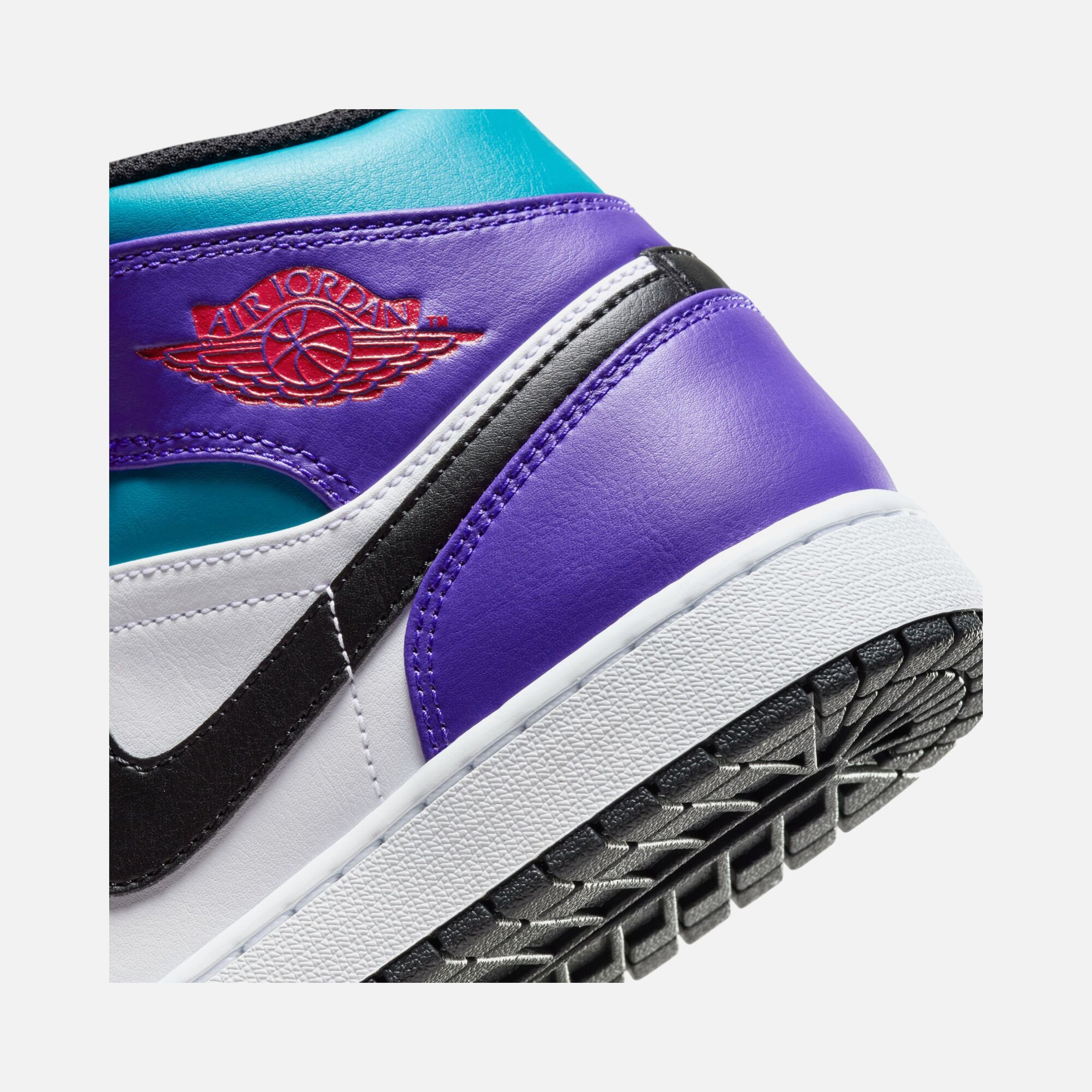 Nike Air Jordan 1 Mid SS25 Erkek Spor Ayakkabı