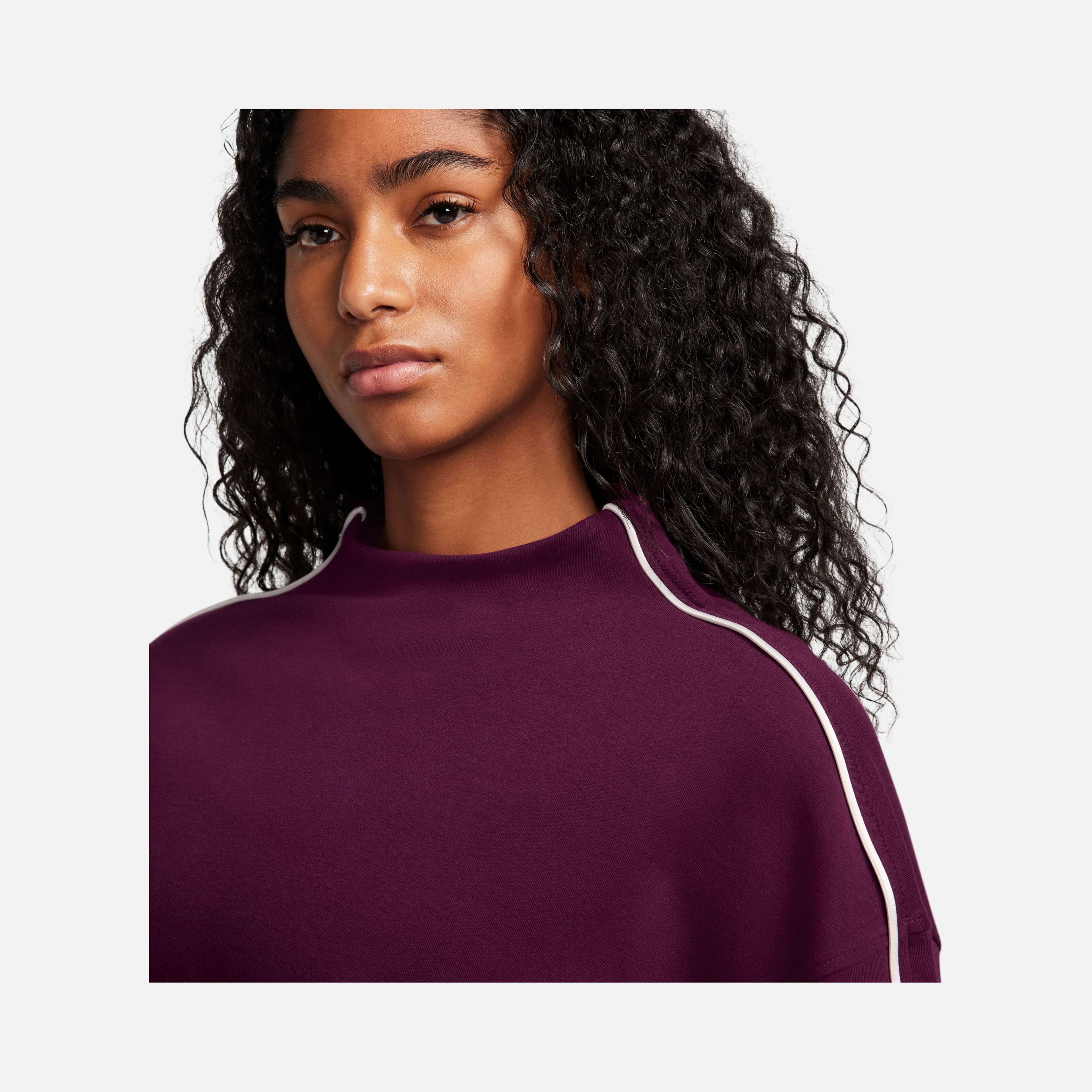 Nike Sportswear Collection Mock-Neck Kadın Sweatshirt
