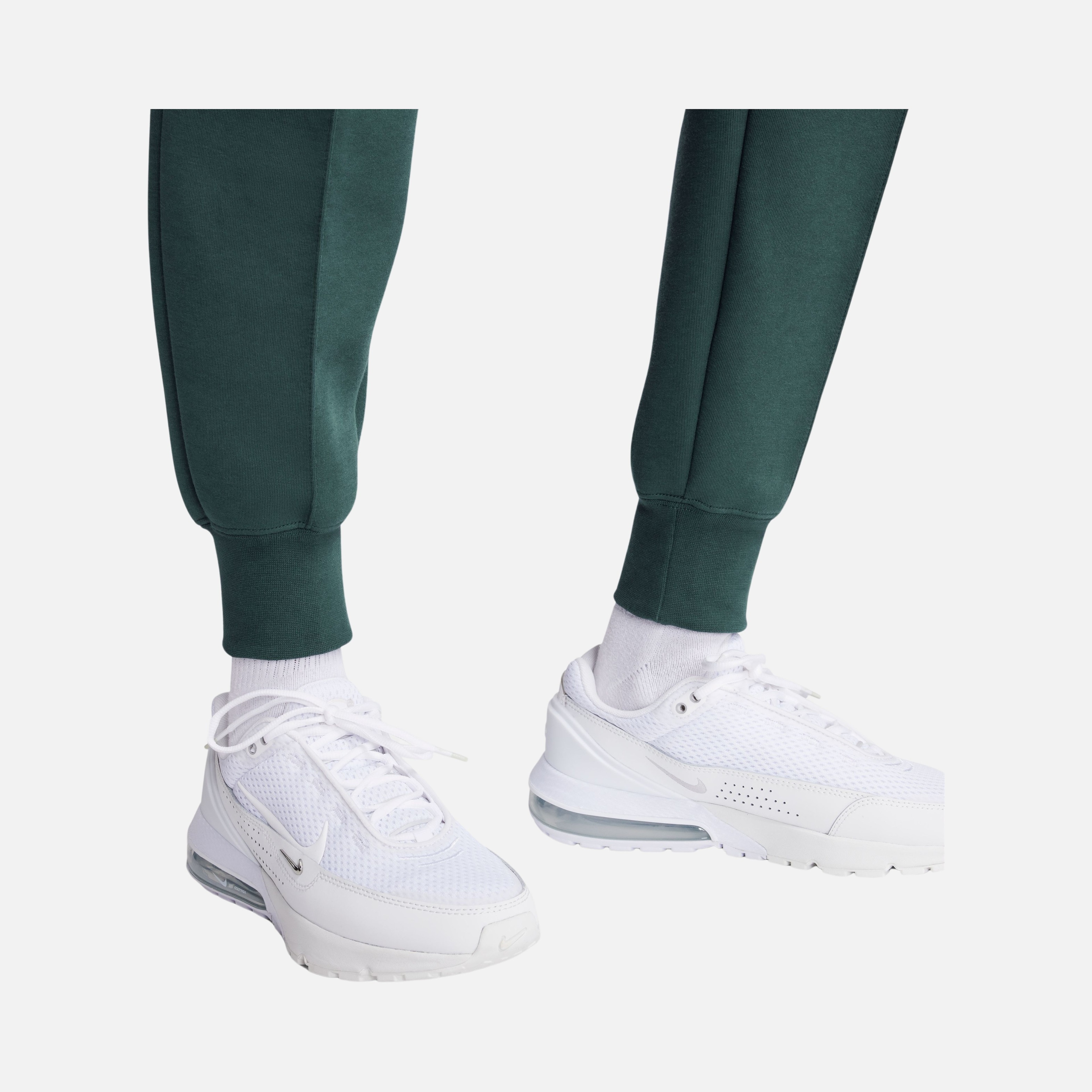 Nike Sportswear Tech Fleece Mid-Rise Kadın Eşofman Altı