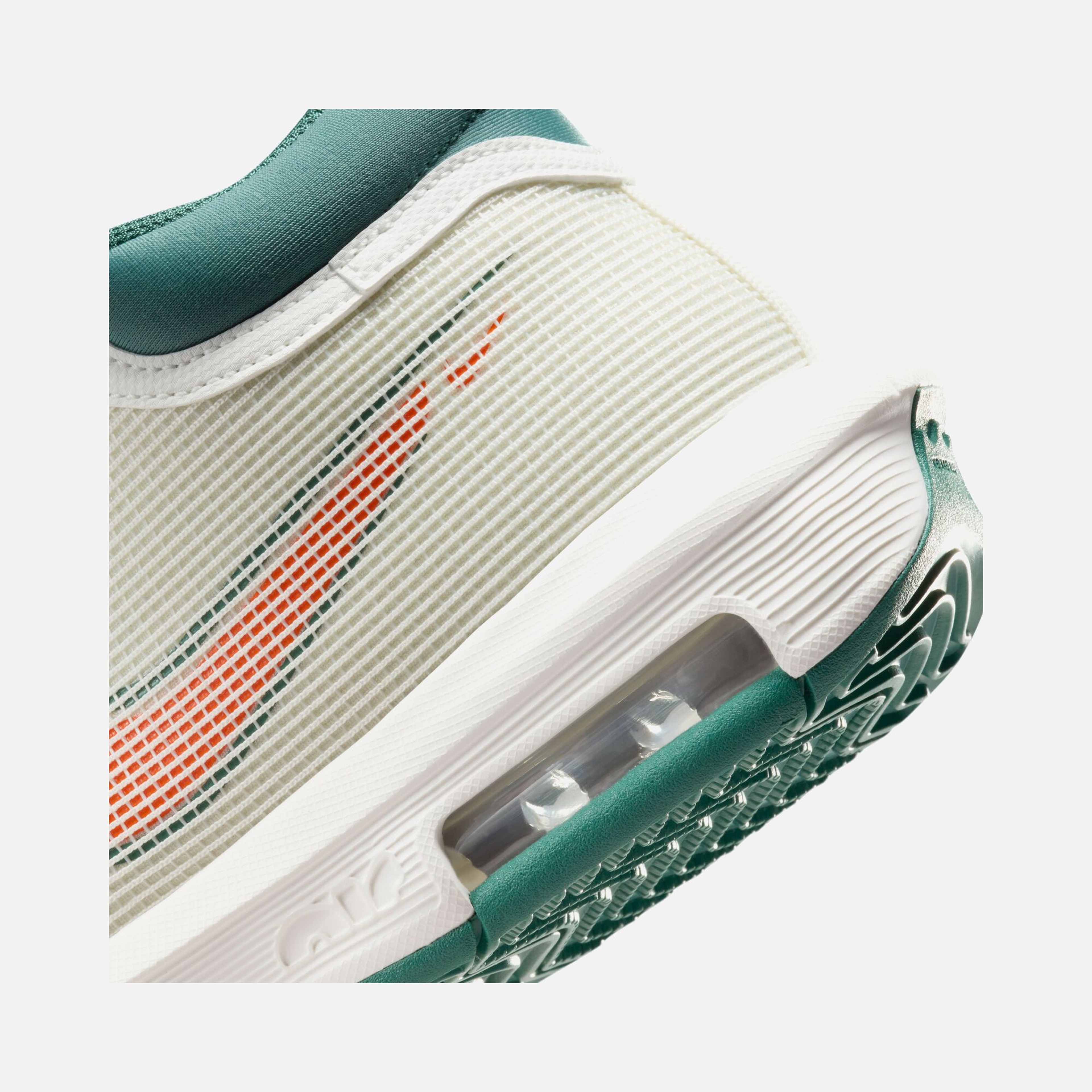 Nike LeBron James Witness VIII Erkek Basketbol Ayakkabısı