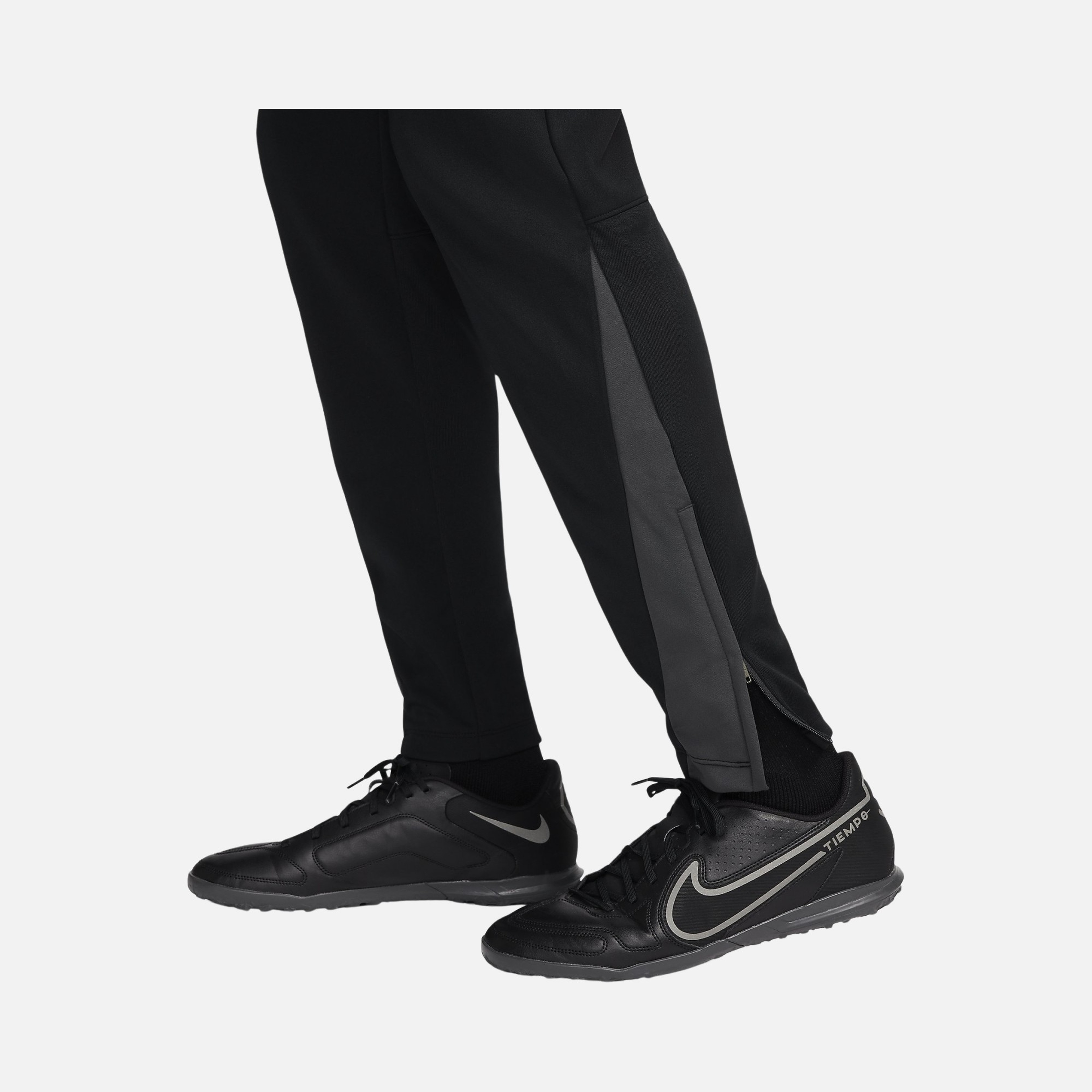 Nike Academy Winter Warrior Therma-Fit Football Erkek Eşofman Altı