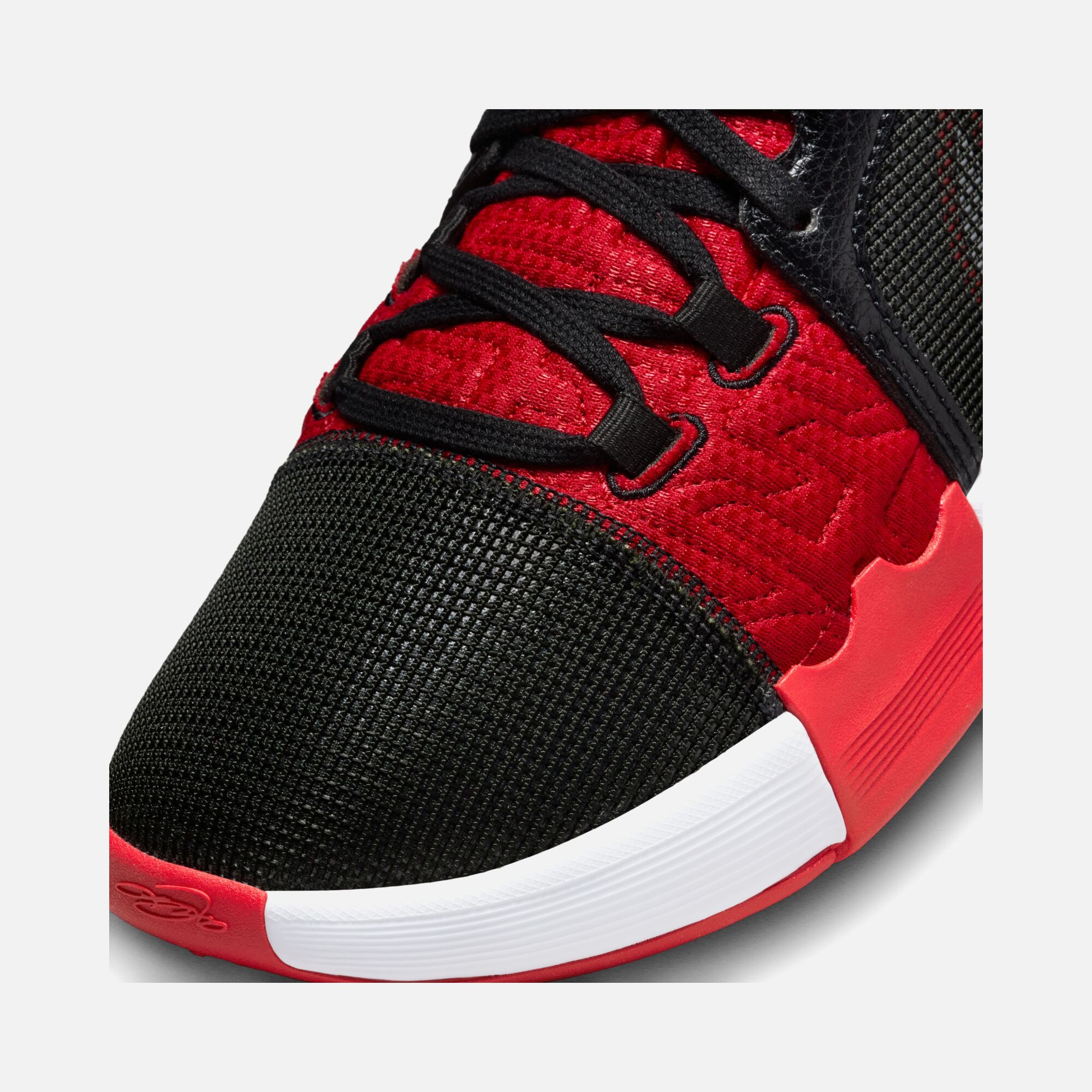 Nike LeBron James Witness 8 x Faze Clan Erkek Basketbol Ayakkabısı