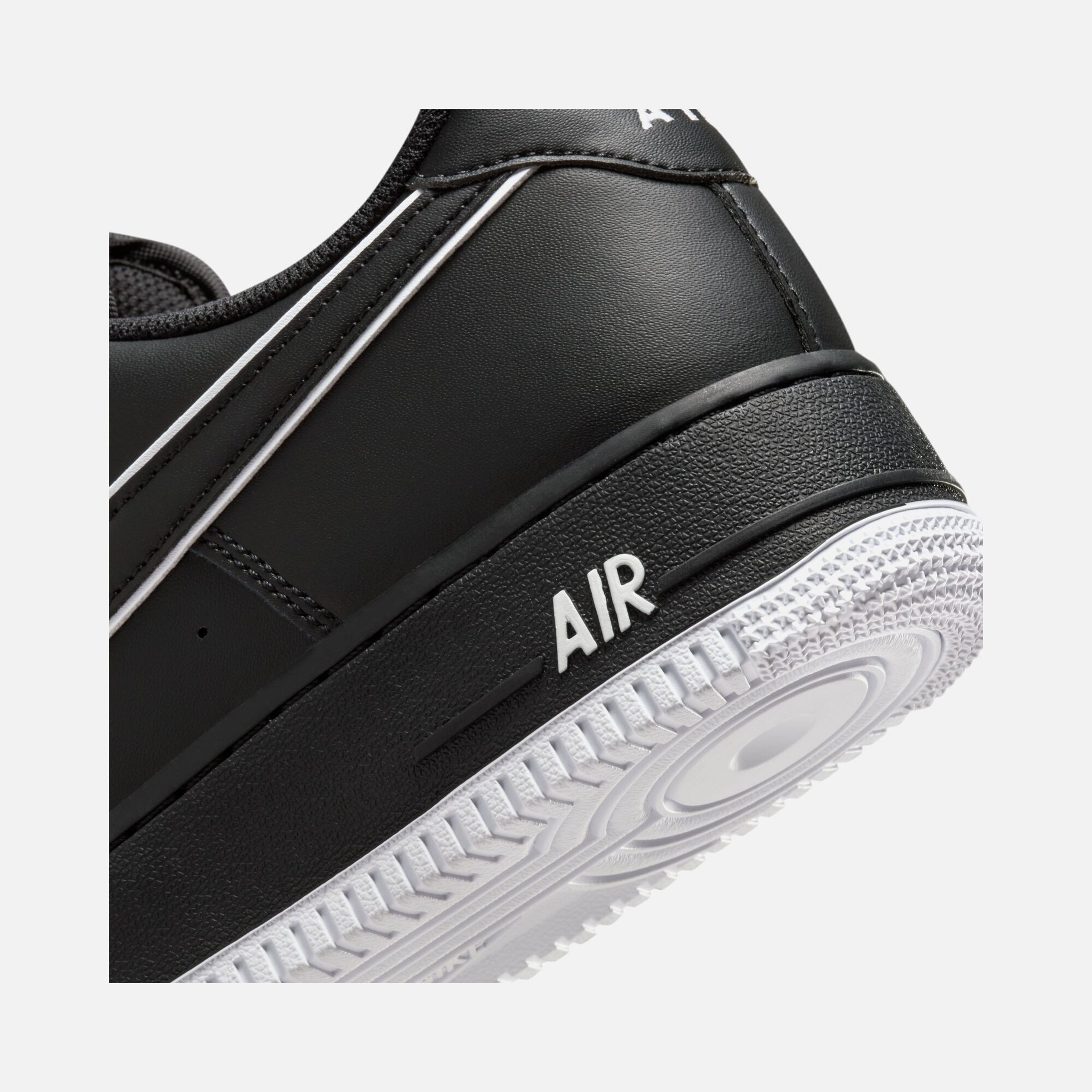 Nike Air Force 1 '07 FW23 Erkek Spor Ayakkabı