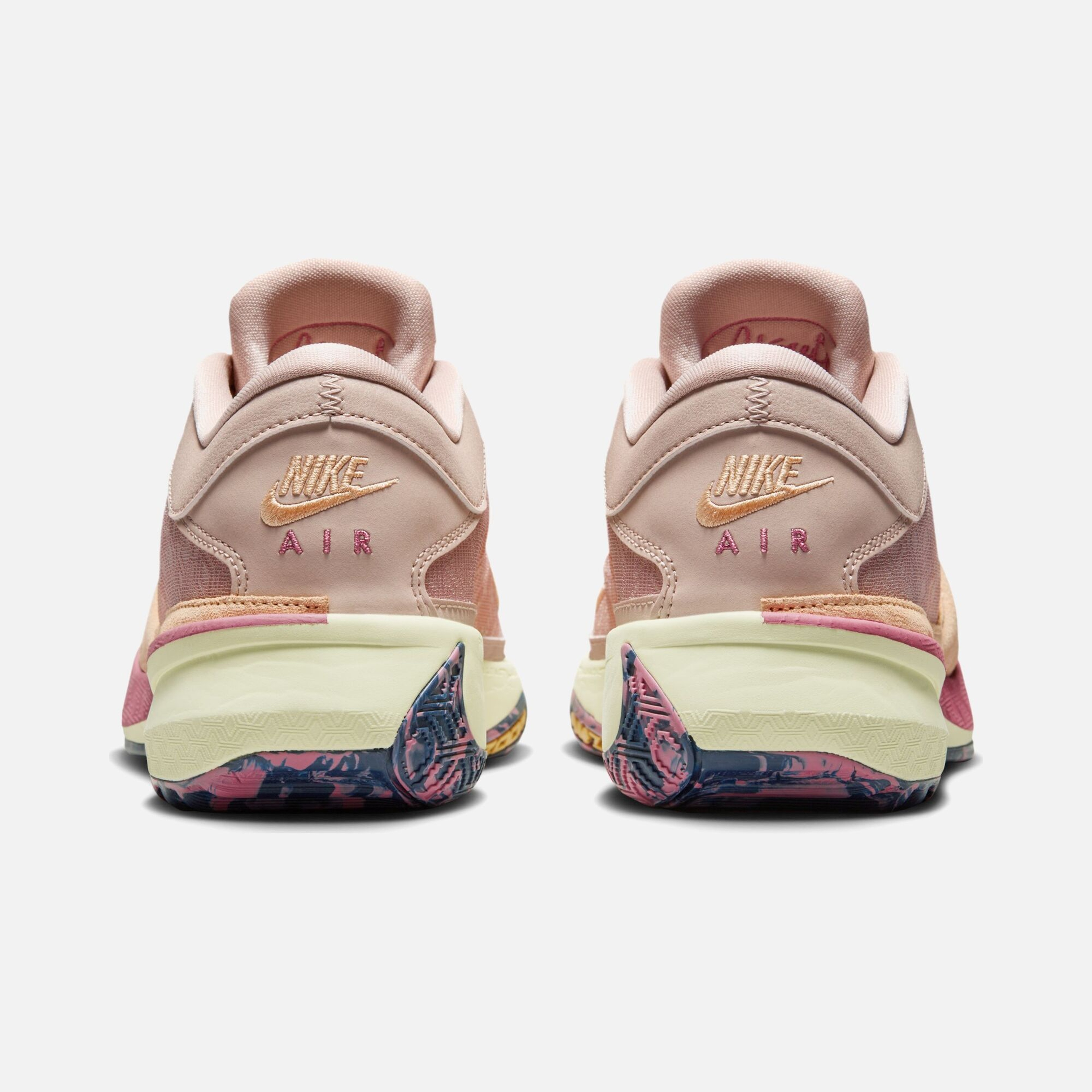 Nike Giannis Antetokounmpo Zoom Freak 5 Erkek Basketbol Ayakkabısı