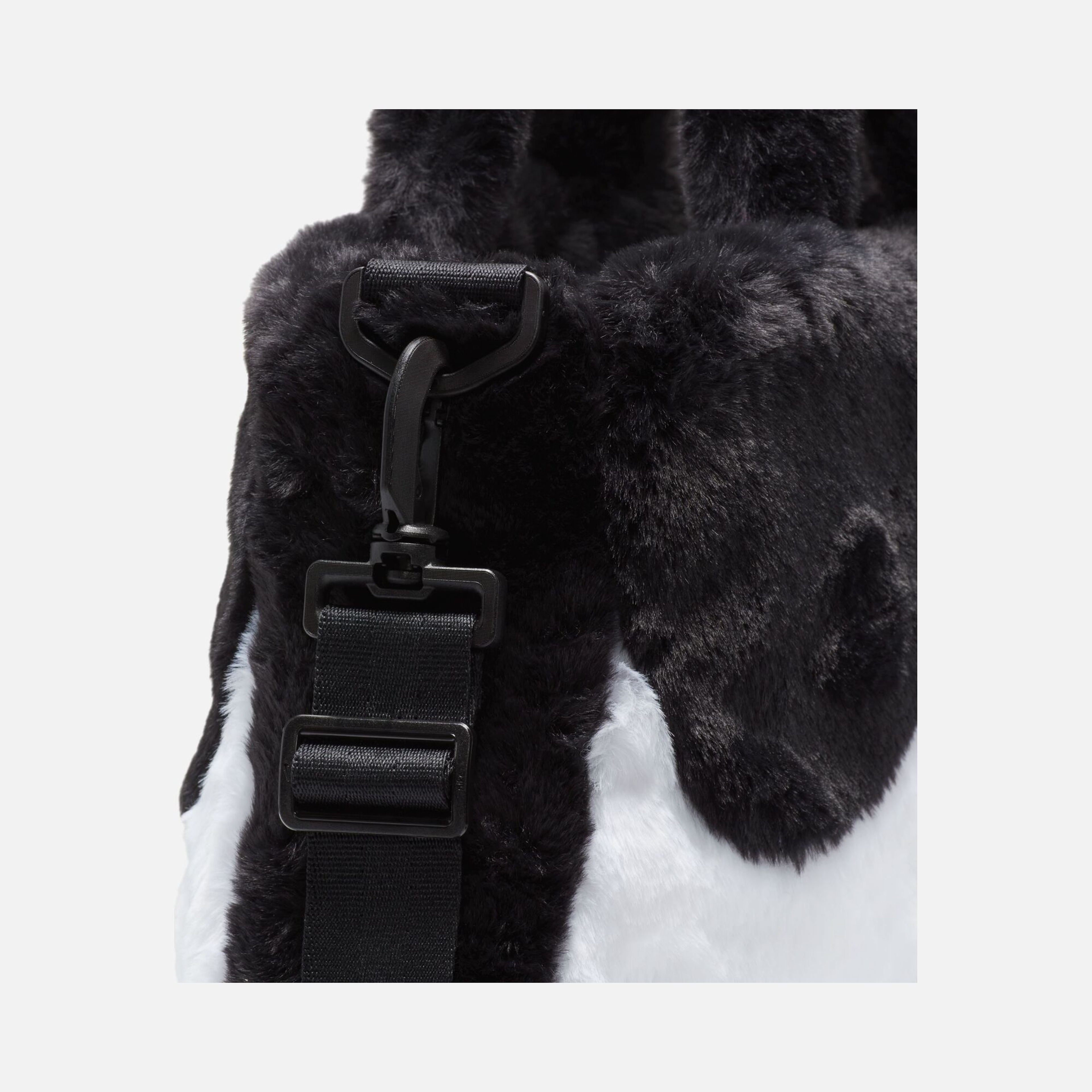 Nike Sportswear Faux Fur (10 L) Kadın El Çantası