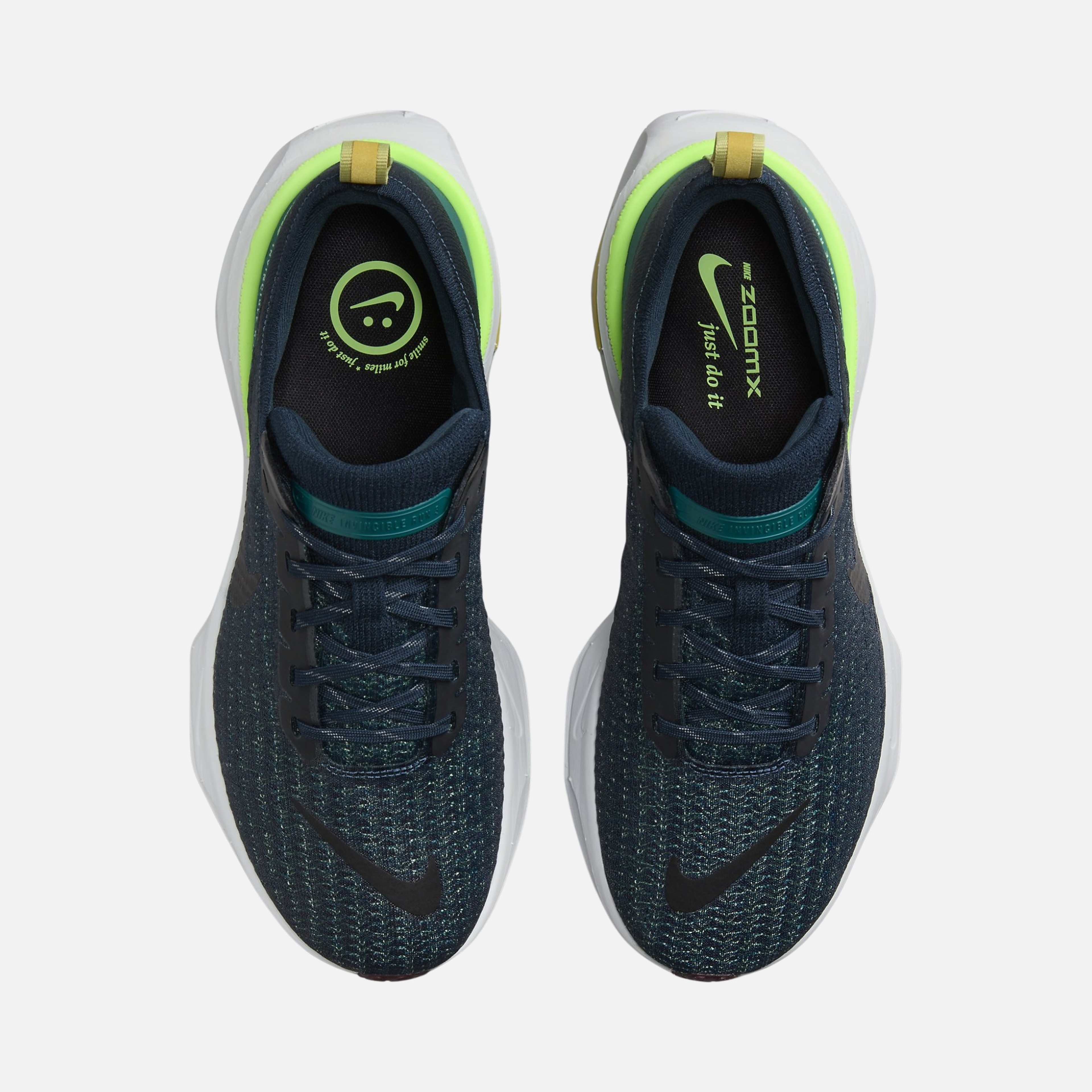 Nike ZoomX Invincible Run Flyknit 3 Road Running Erkek Spor Ayakkabı